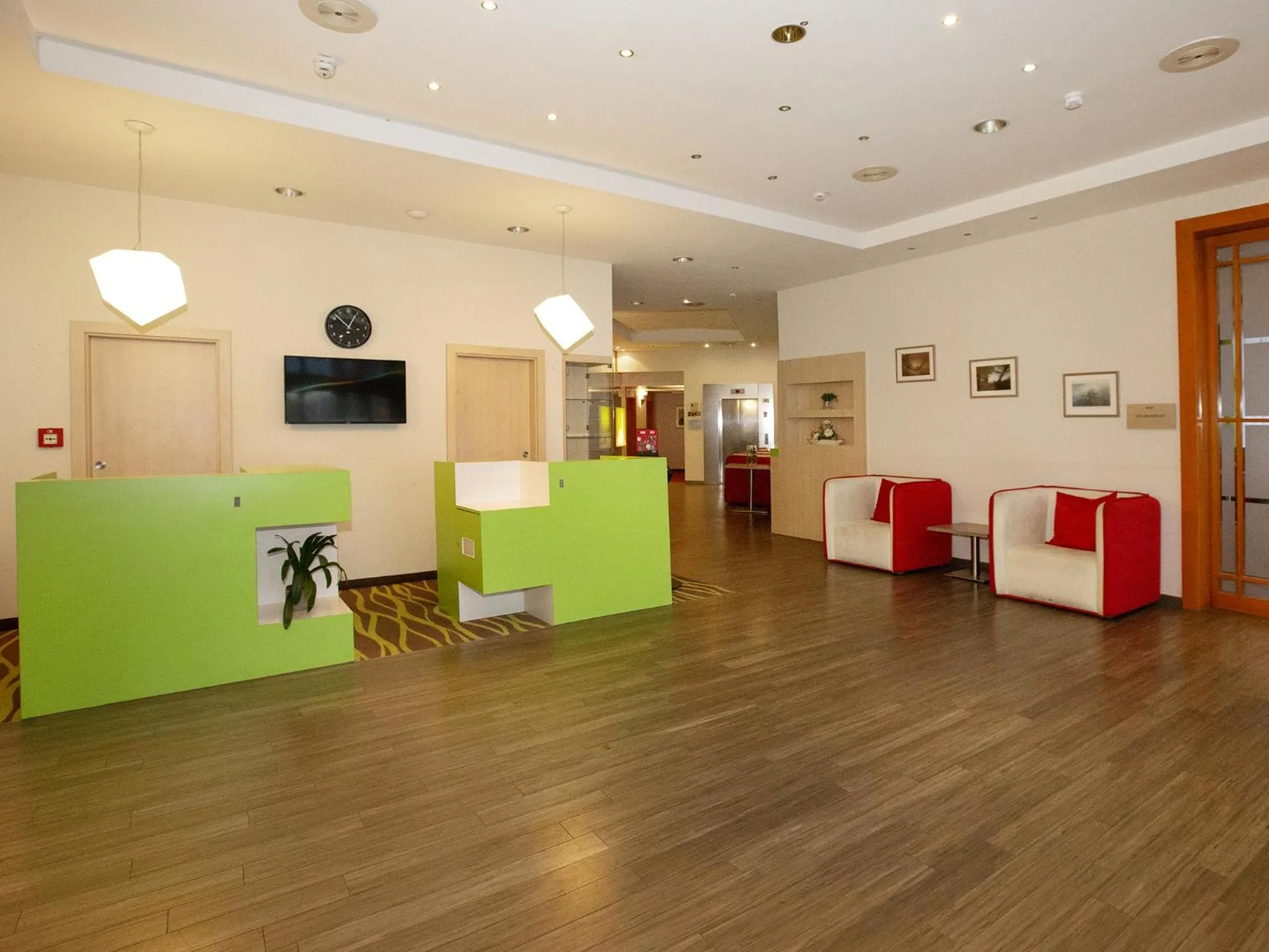Lobby or reception in DORMERO Hotel Greifswald