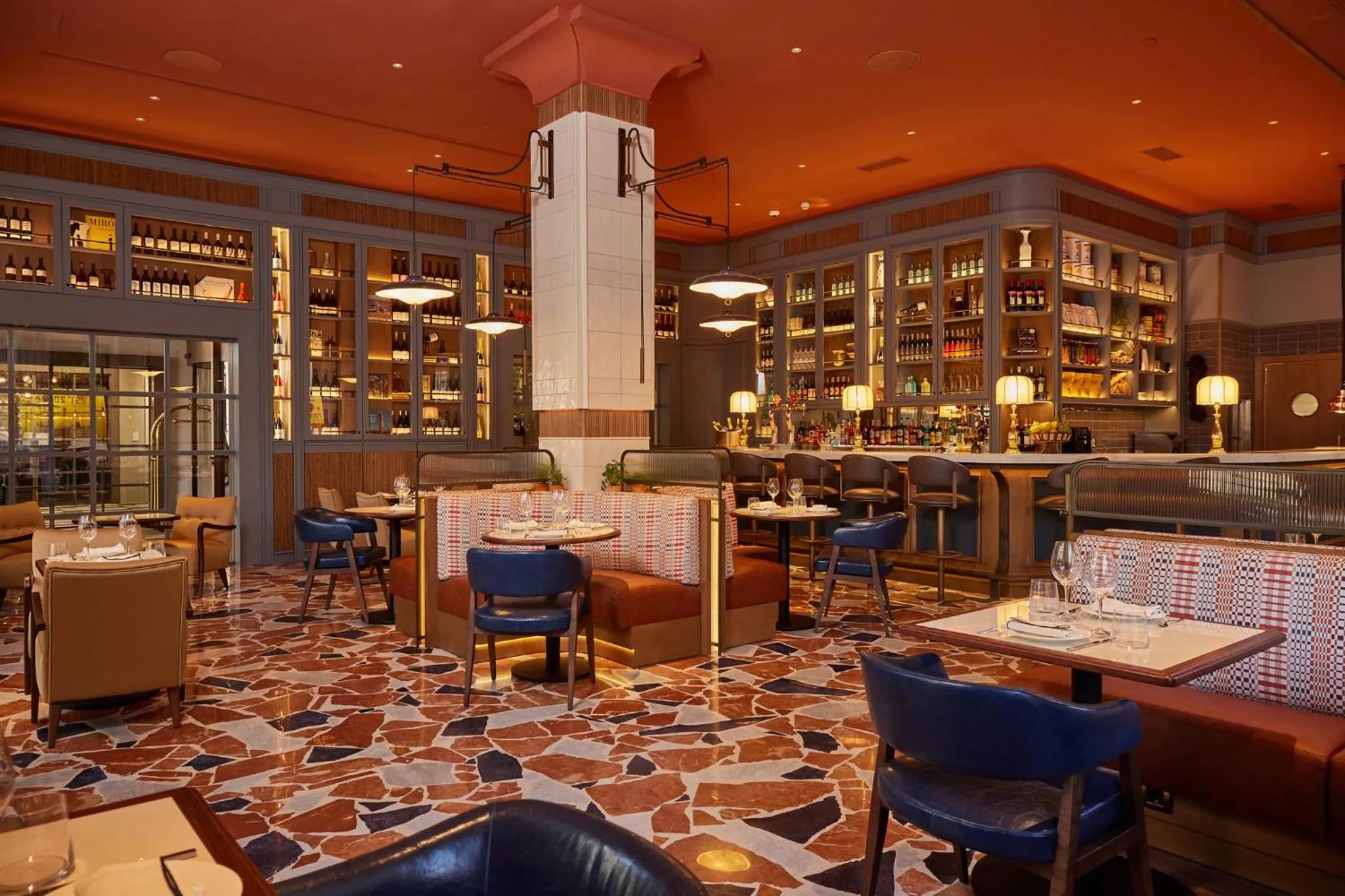 Restaurant/places to eat in Grand Hotel Central, Small Luxury Hotels