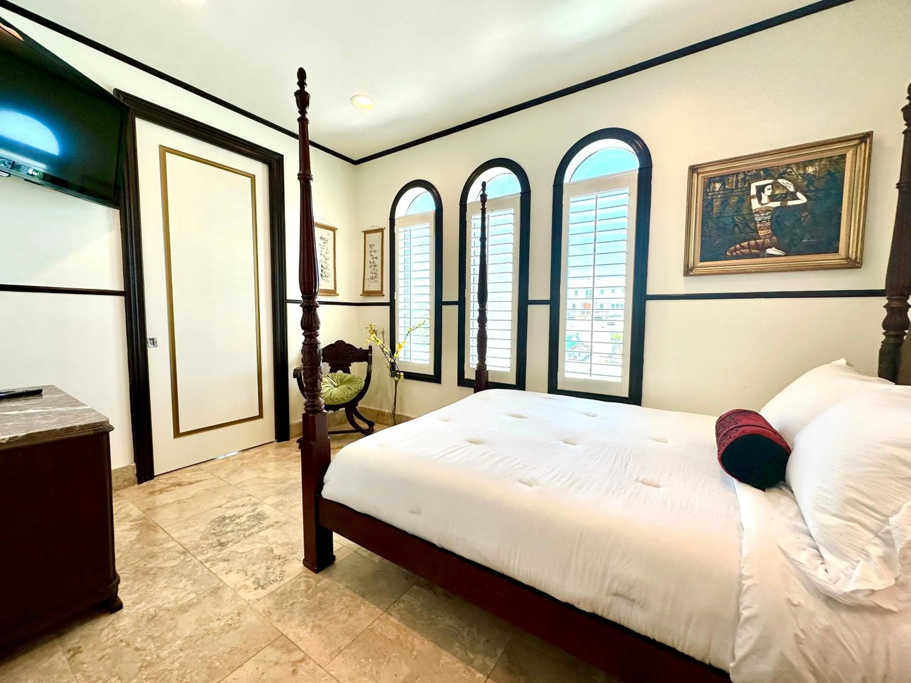 Bed in Bliss By The Sea