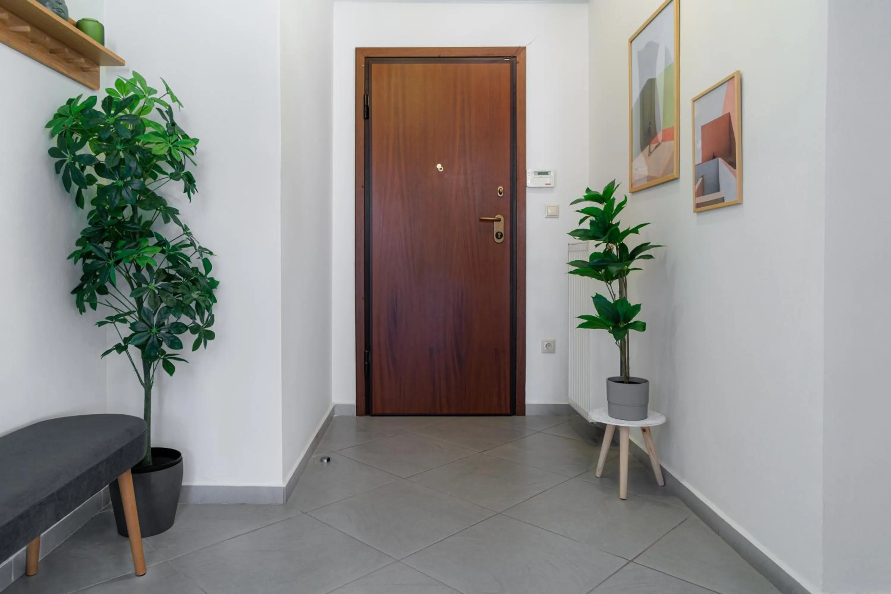Facade/entrance in Sunny & Modern apt for 3 persons