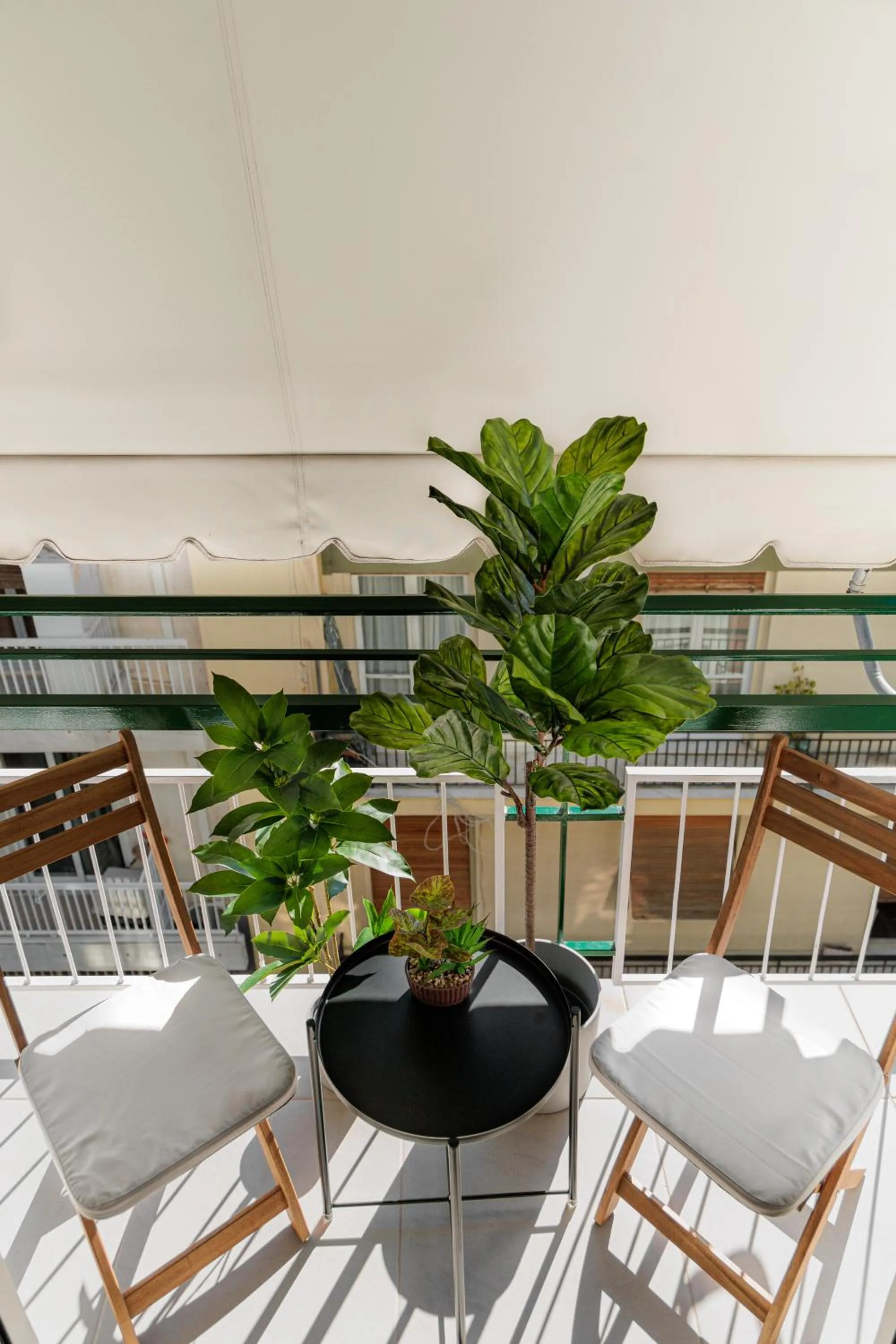 Day in Sunny & Modern apt for 3 persons