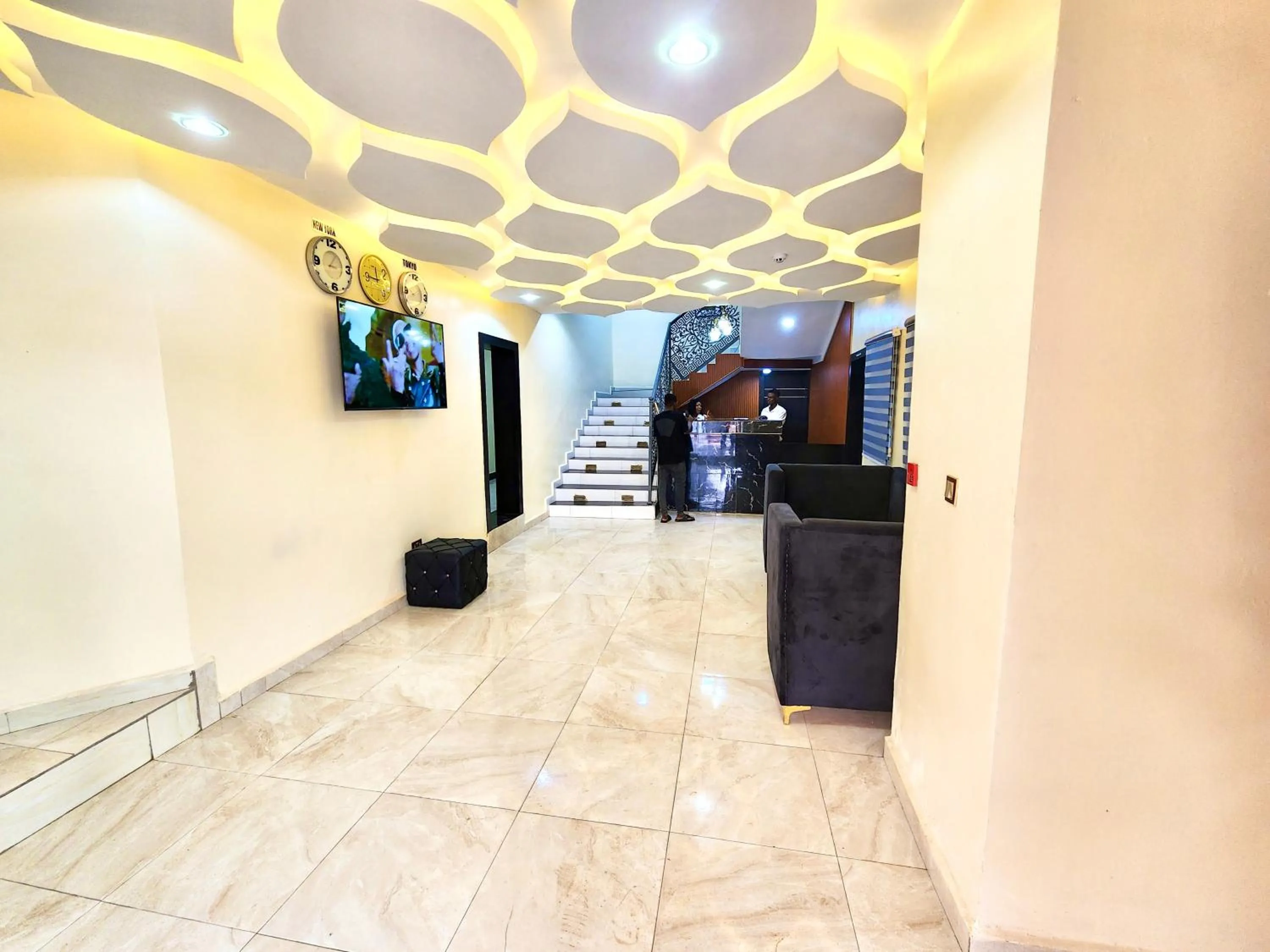 Buddiez Hotel & Resort