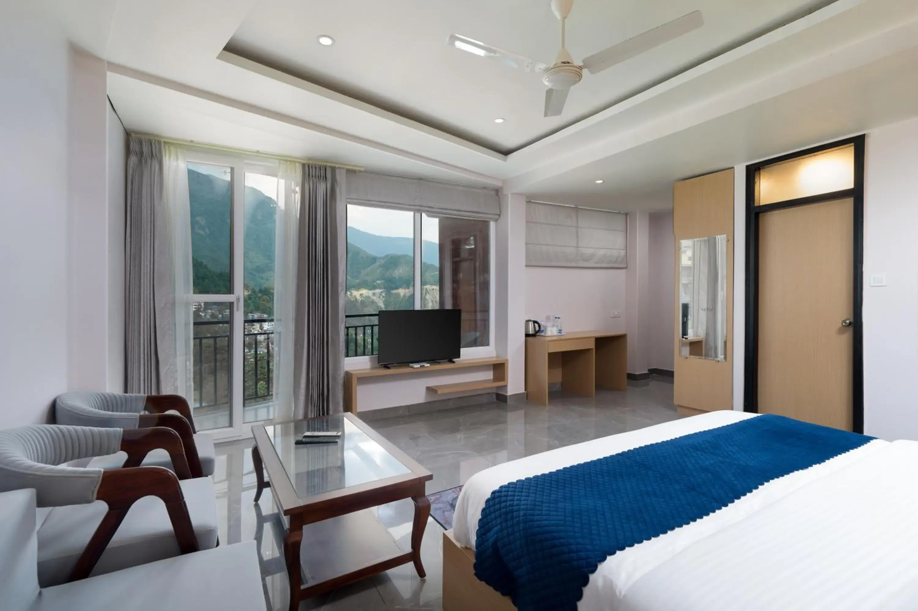 Family Suite in Hotel Buddha's Abode- Best Hotel in McleodGanj Main Market Family Suite in Hotel Buddha's Abode- Best Hotel in McleodGanj Main Market