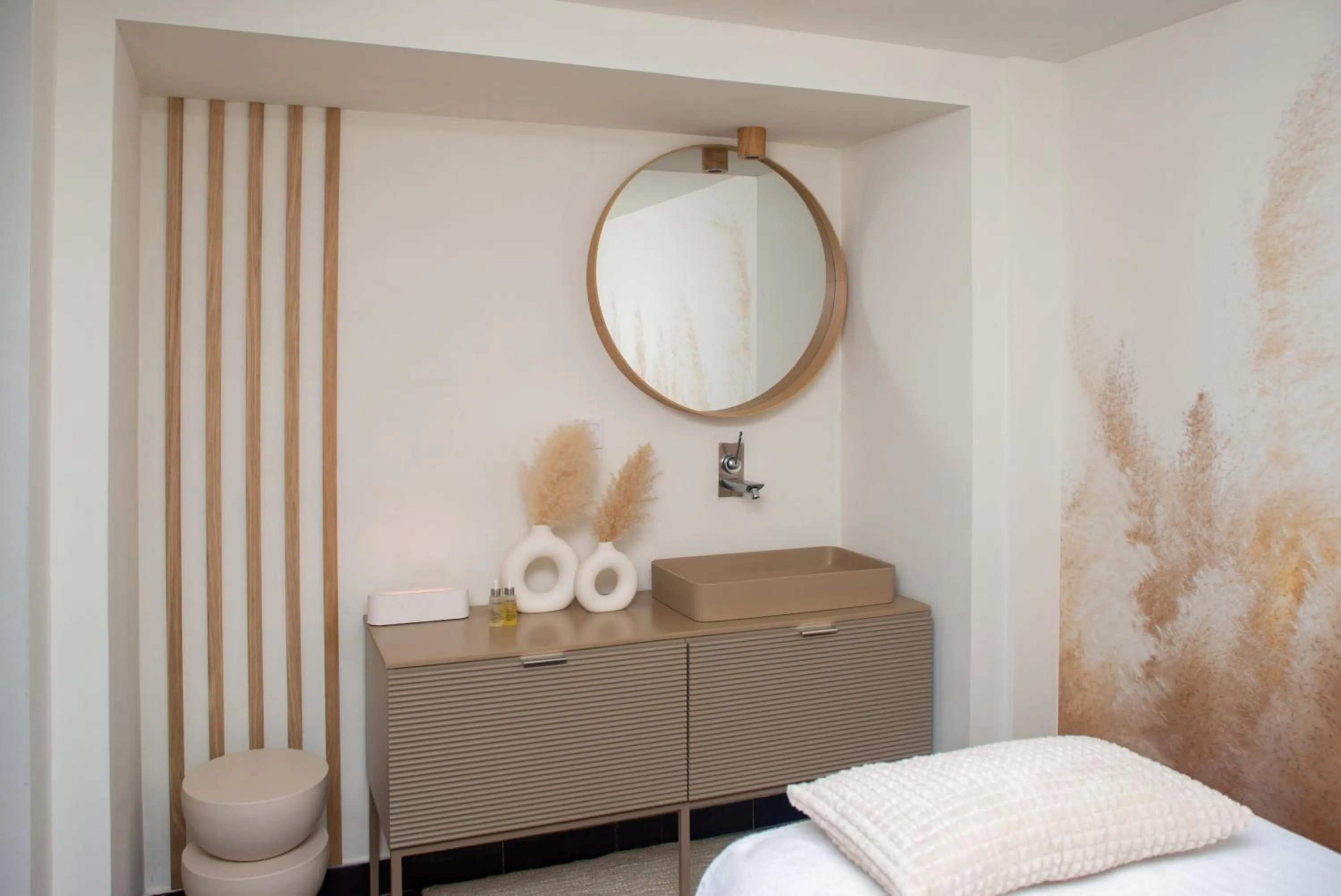 Bed in Meliá Palma Marina