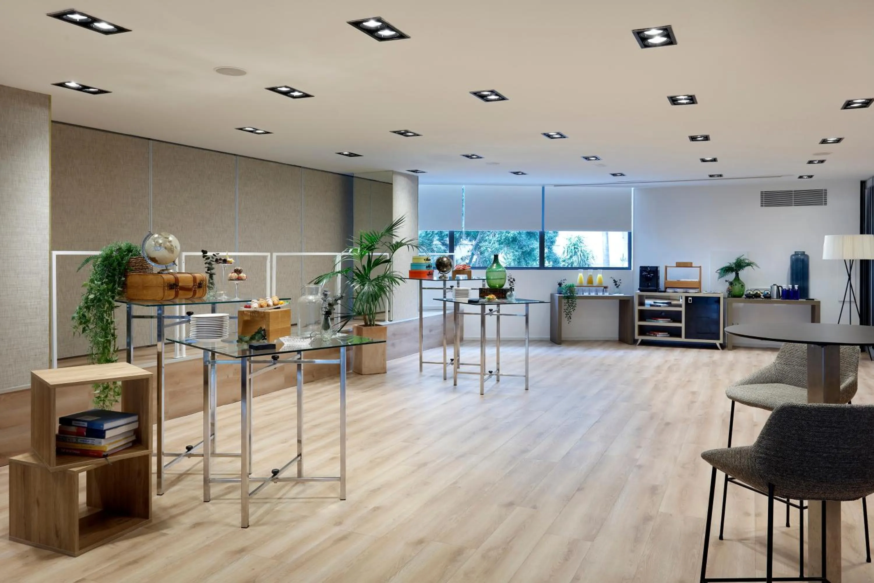 Lounge or bar in Meliá Palma Marina