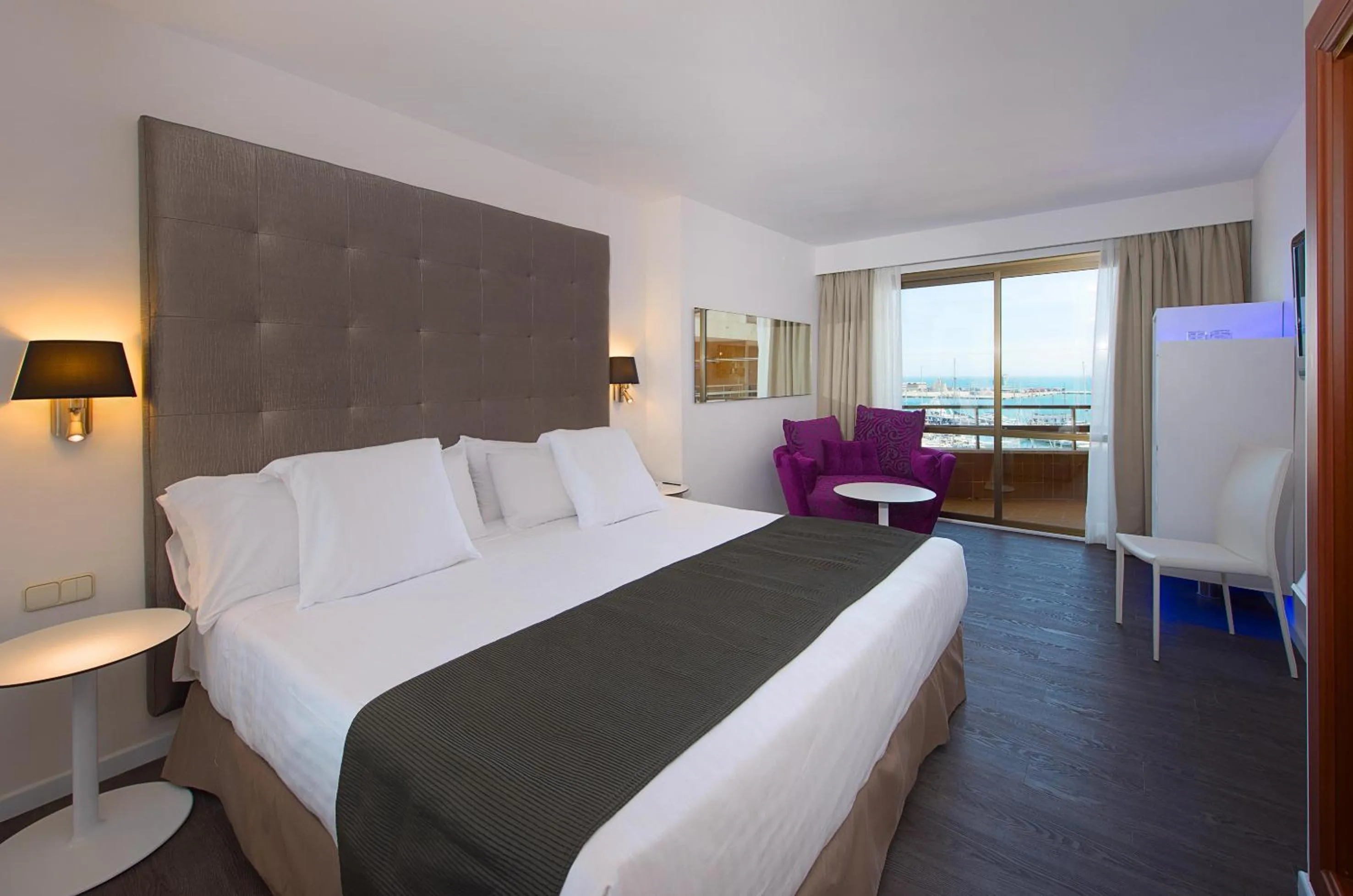 Bed in Meliá Palma Marina