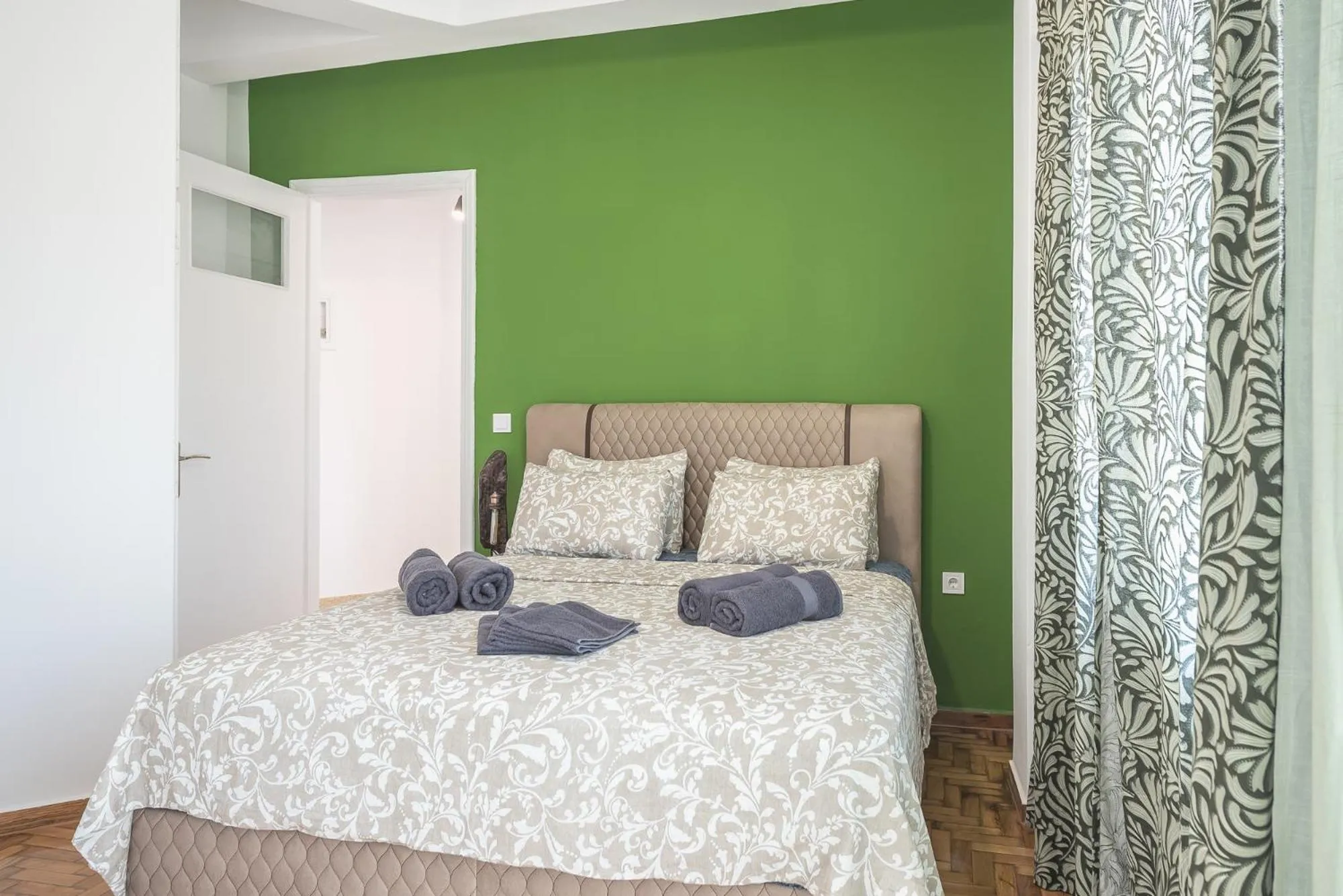 Stylish Luxury Apartment near Acropolis at Syngrou-Fix metro station