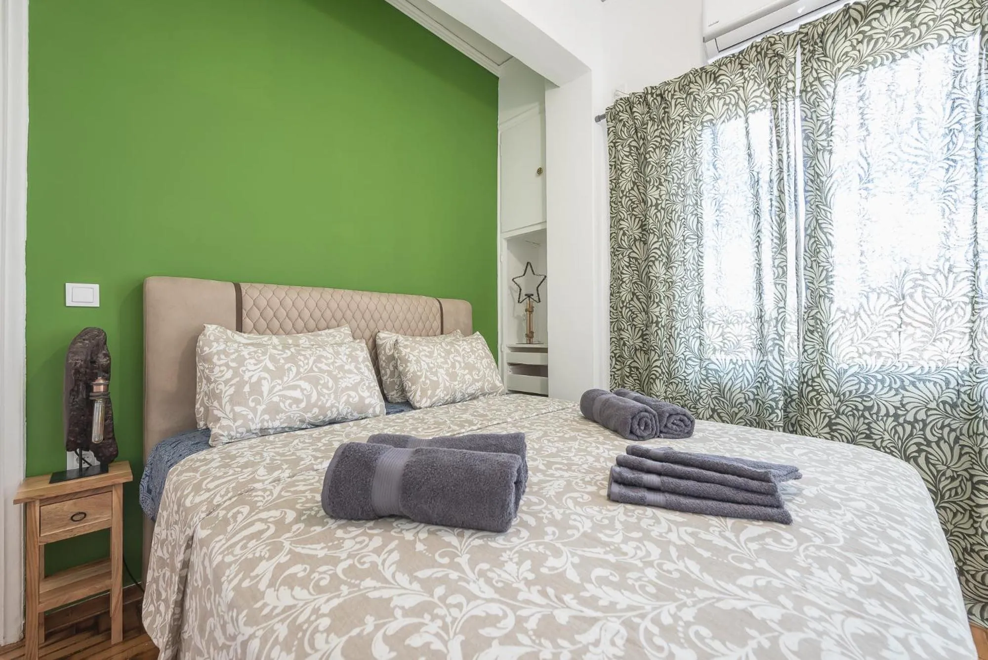 Stylish Luxury Apartment near Acropolis at Syngrou-Fix metro station