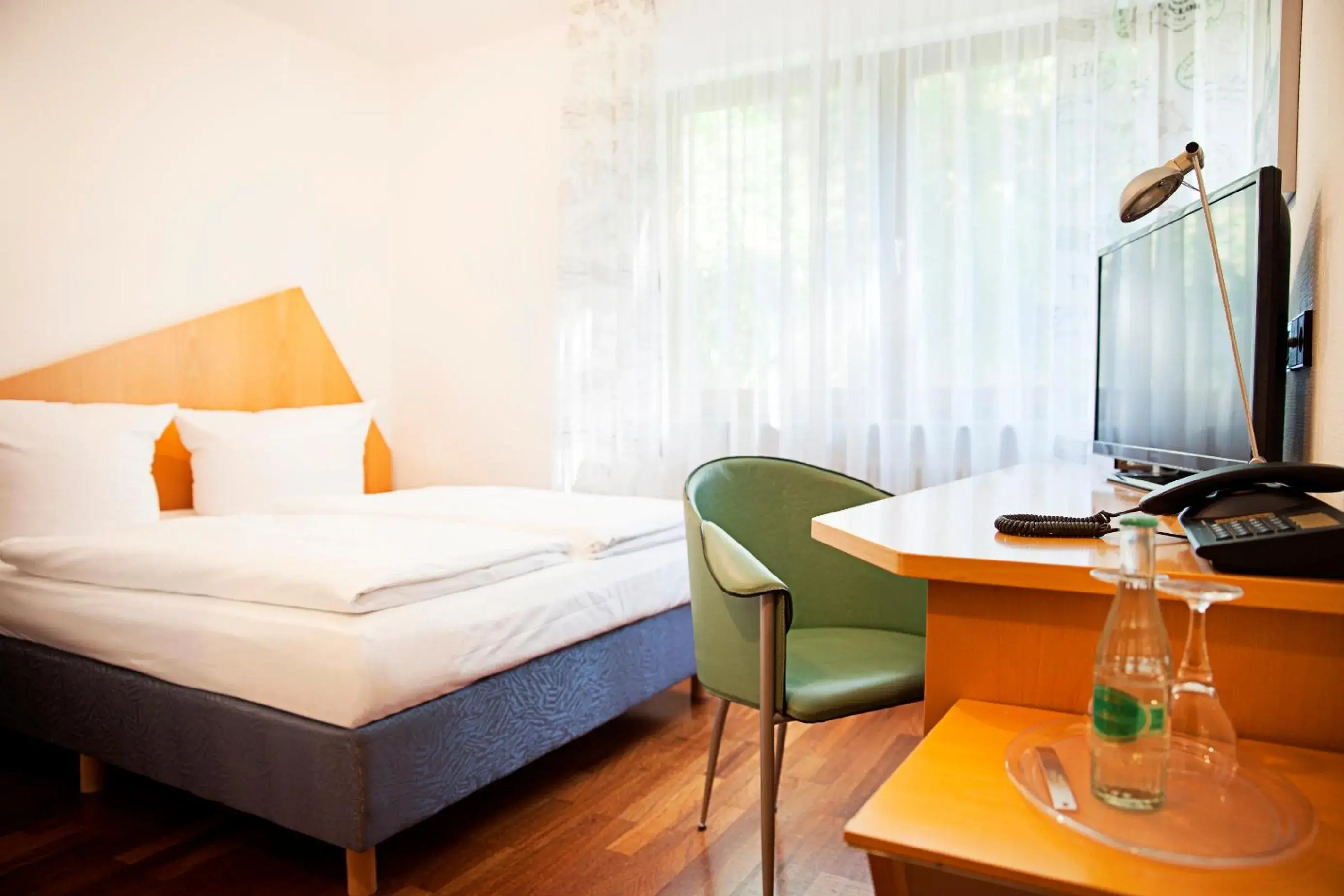 Comfort Double Room in Hotel & Restaurant Kaiser Superior Comfort Double Room in Hotel & Restaurant Kaiser Superior