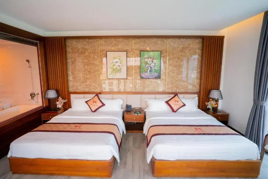 Bedroom, Bed in MT Collection Hotel Bedroom, Bed in MT Collection Hotel