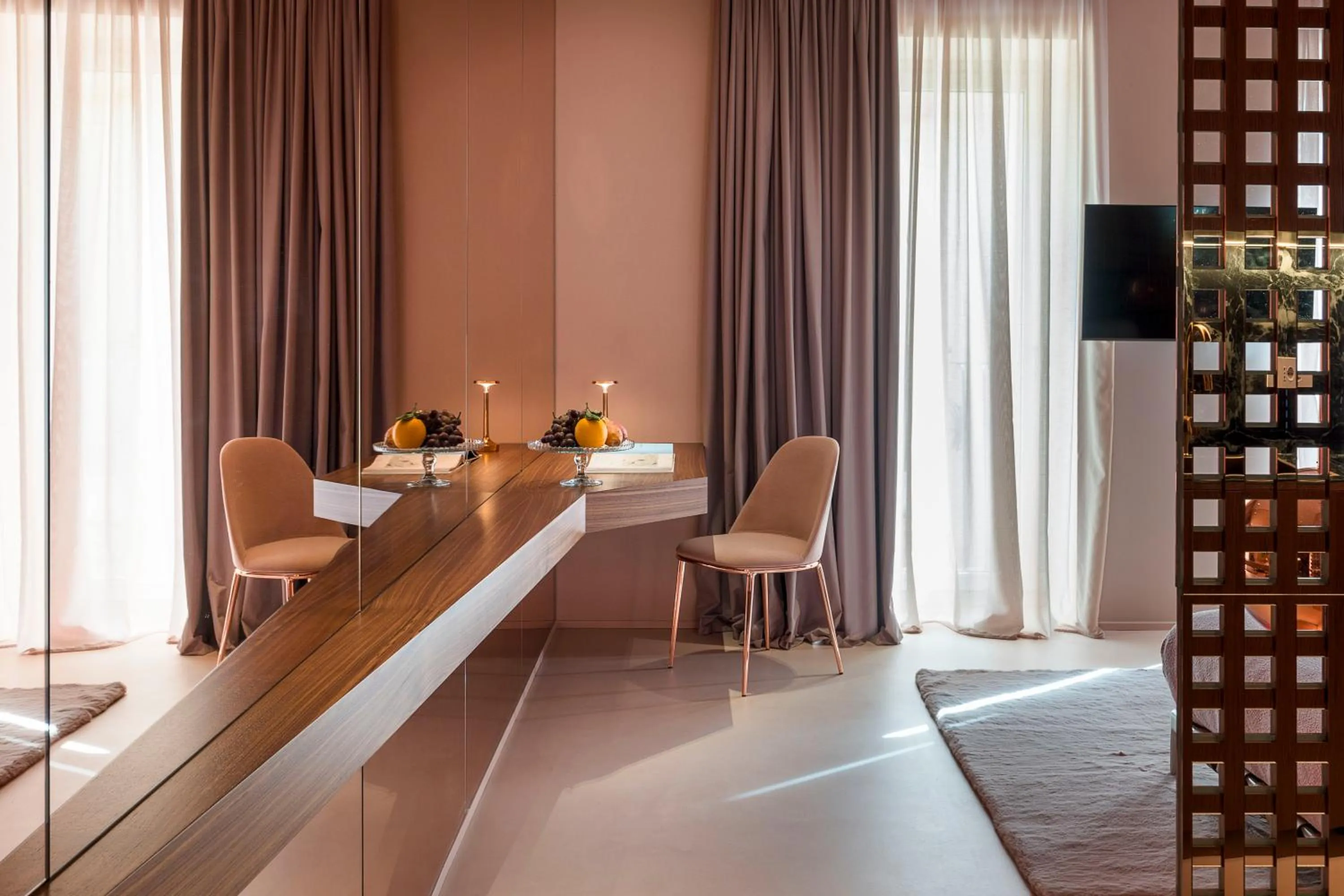 Seating area in Taormina Infinity Suites