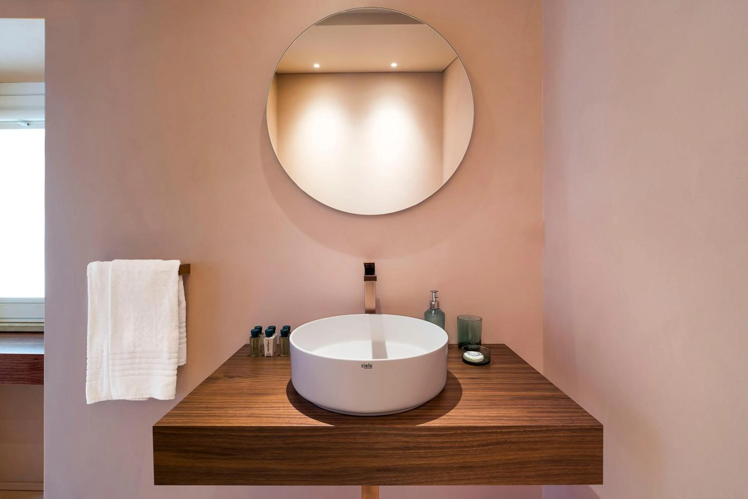 Bathroom in Taormina Infinity Suites