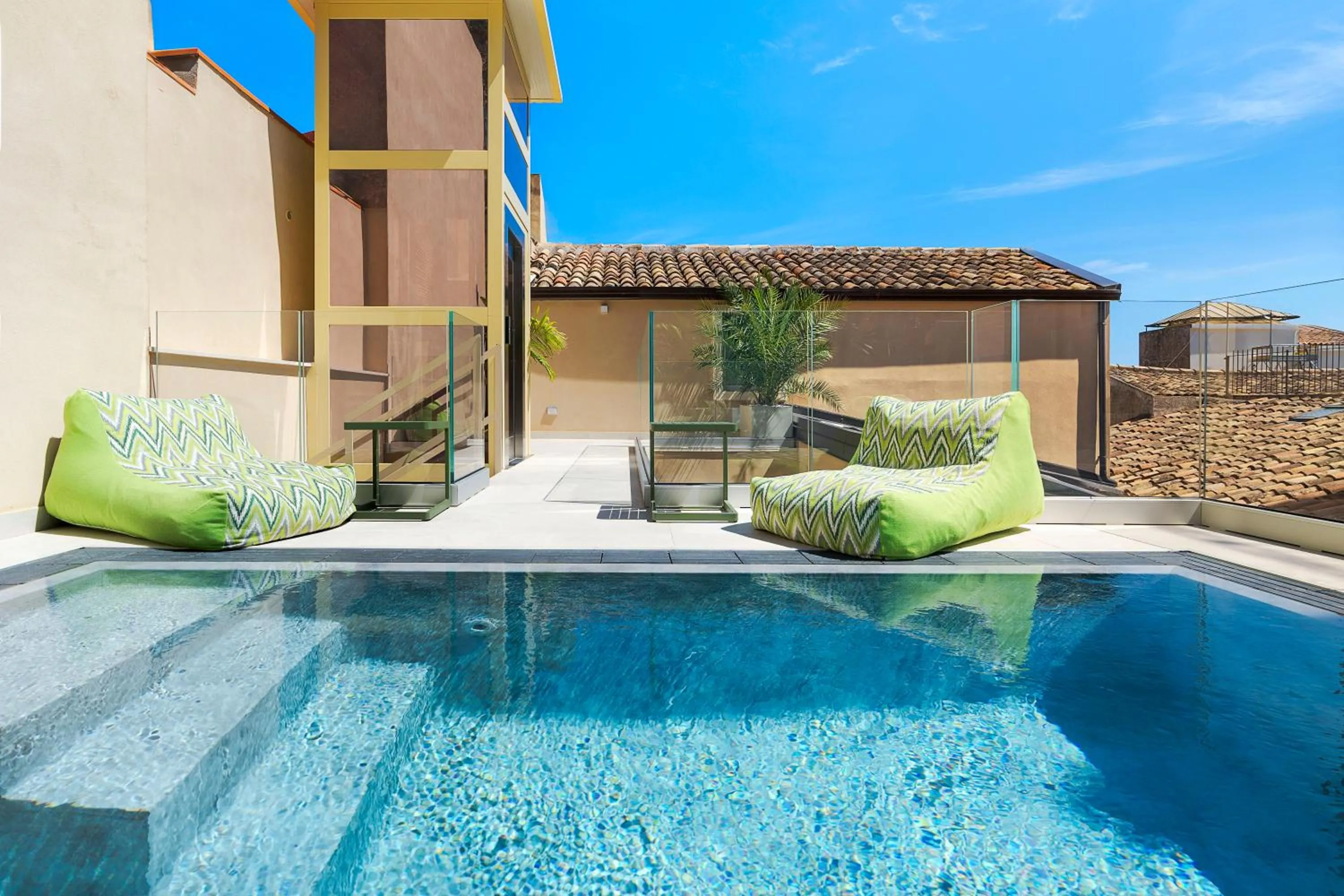 Swimming pool in Taormina Infinity Suites