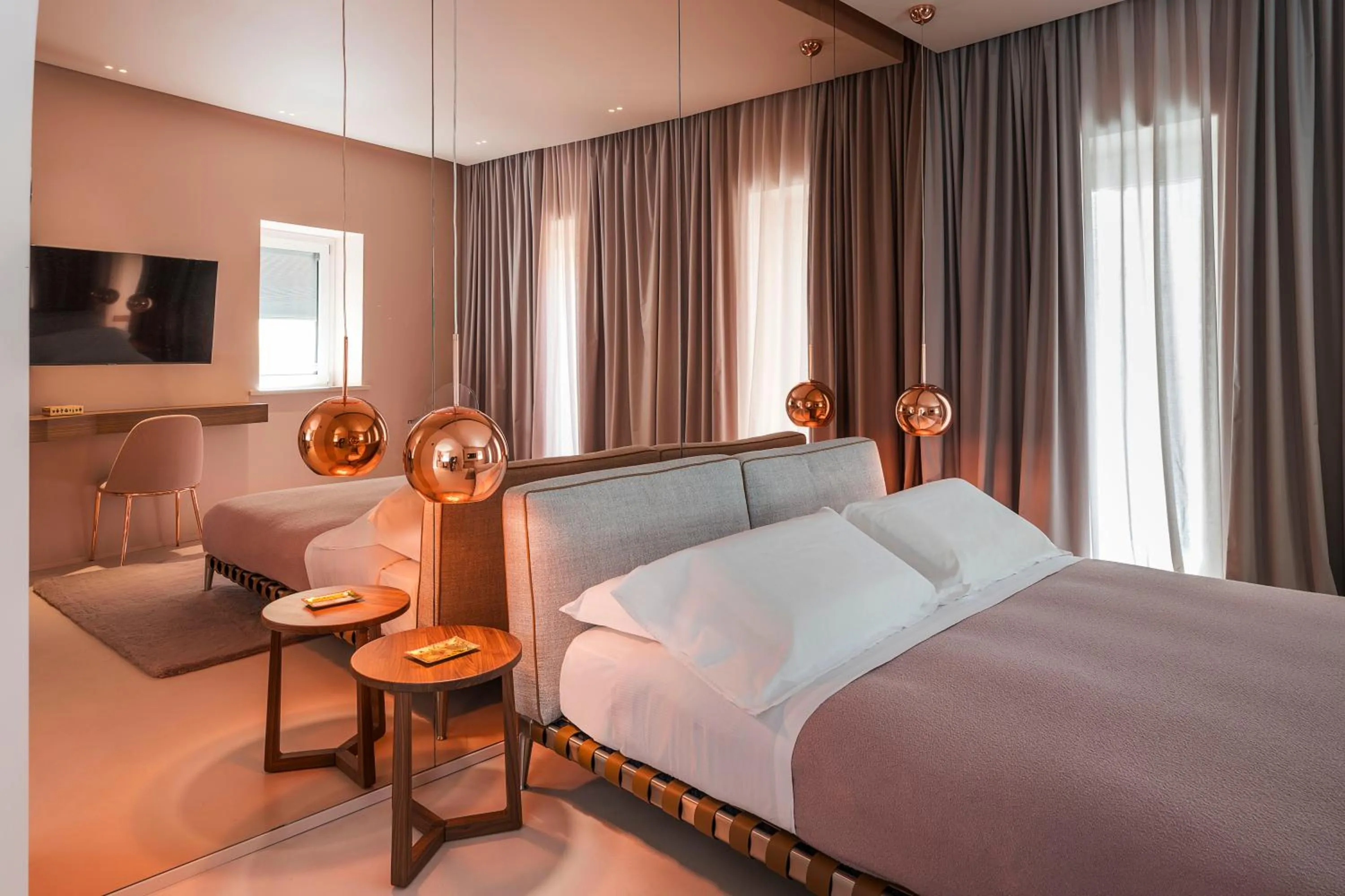 Bed in Taormina Infinity Suites