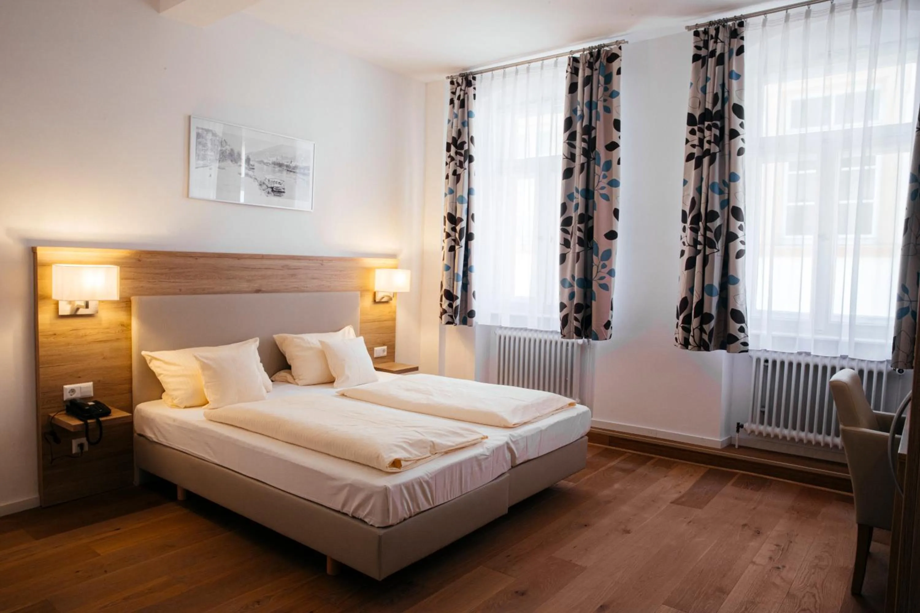 Bedroom, Bed in Hotel Perkeo