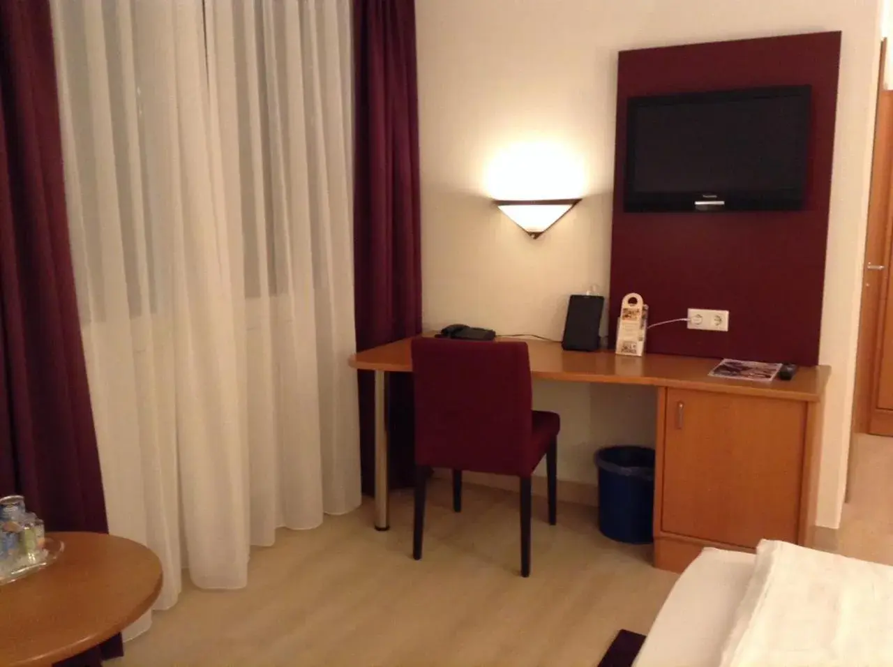 Double Room in Akzent Hotel-Restaurant Albert Double Room in Akzent Hotel-Restaurant Albert