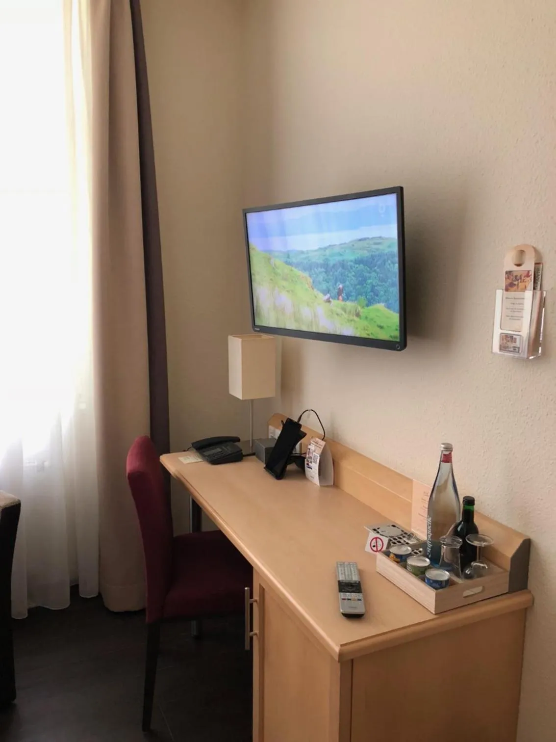 Bedroom in Akzent Hotel-Restaurant Albert