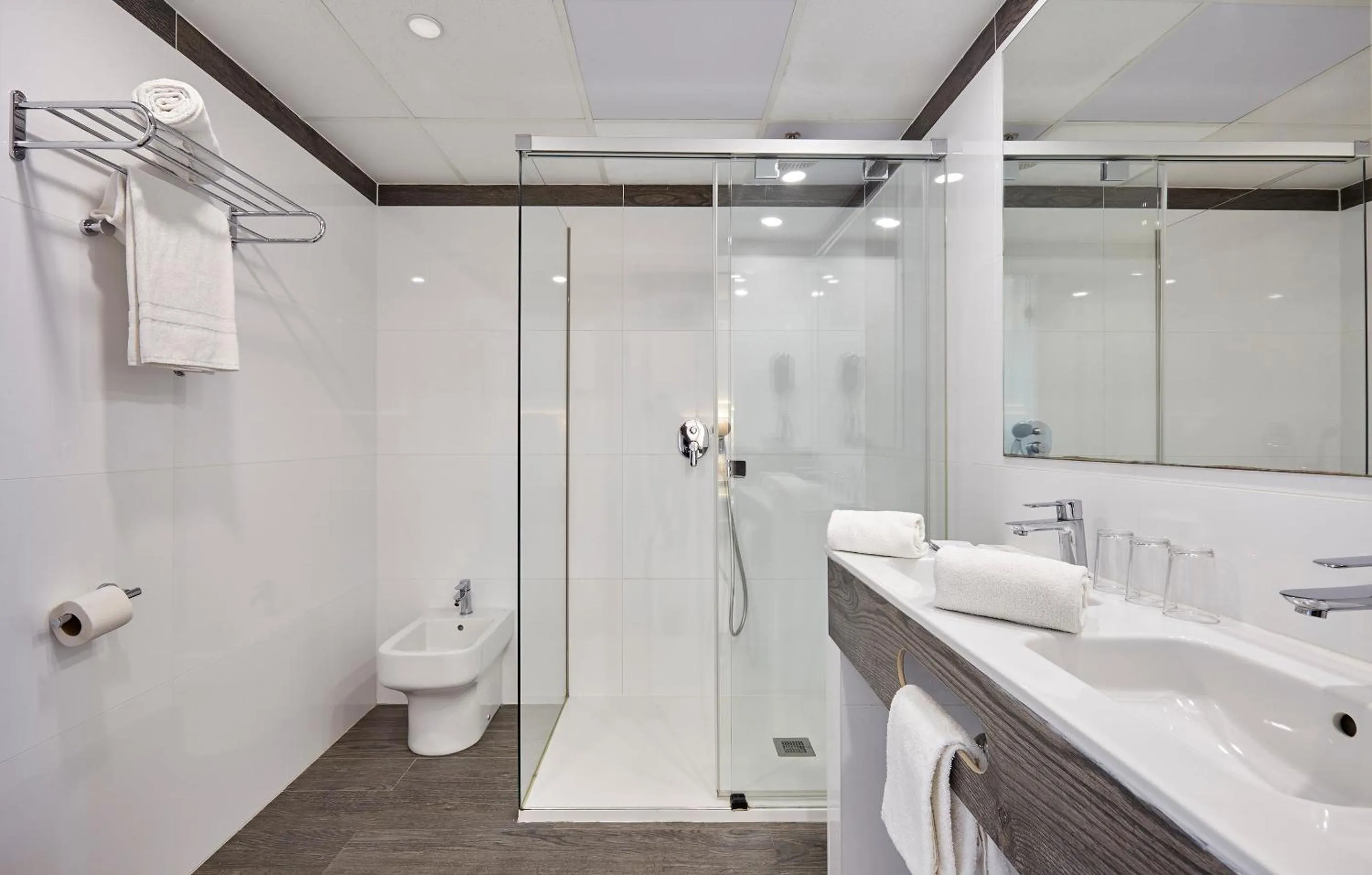 Bathroom in Hotel Samba