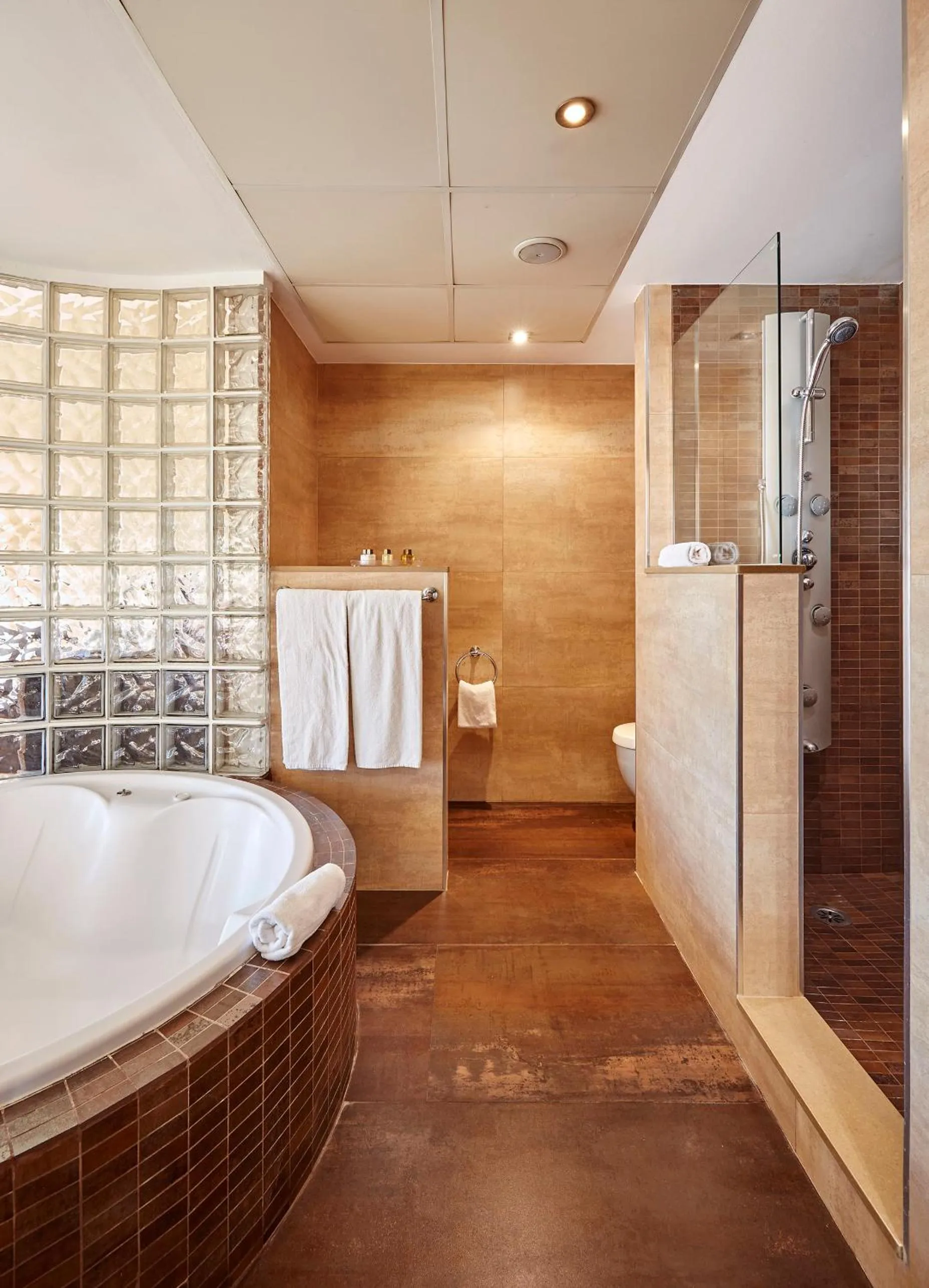 Bathroom in Hotel Samba