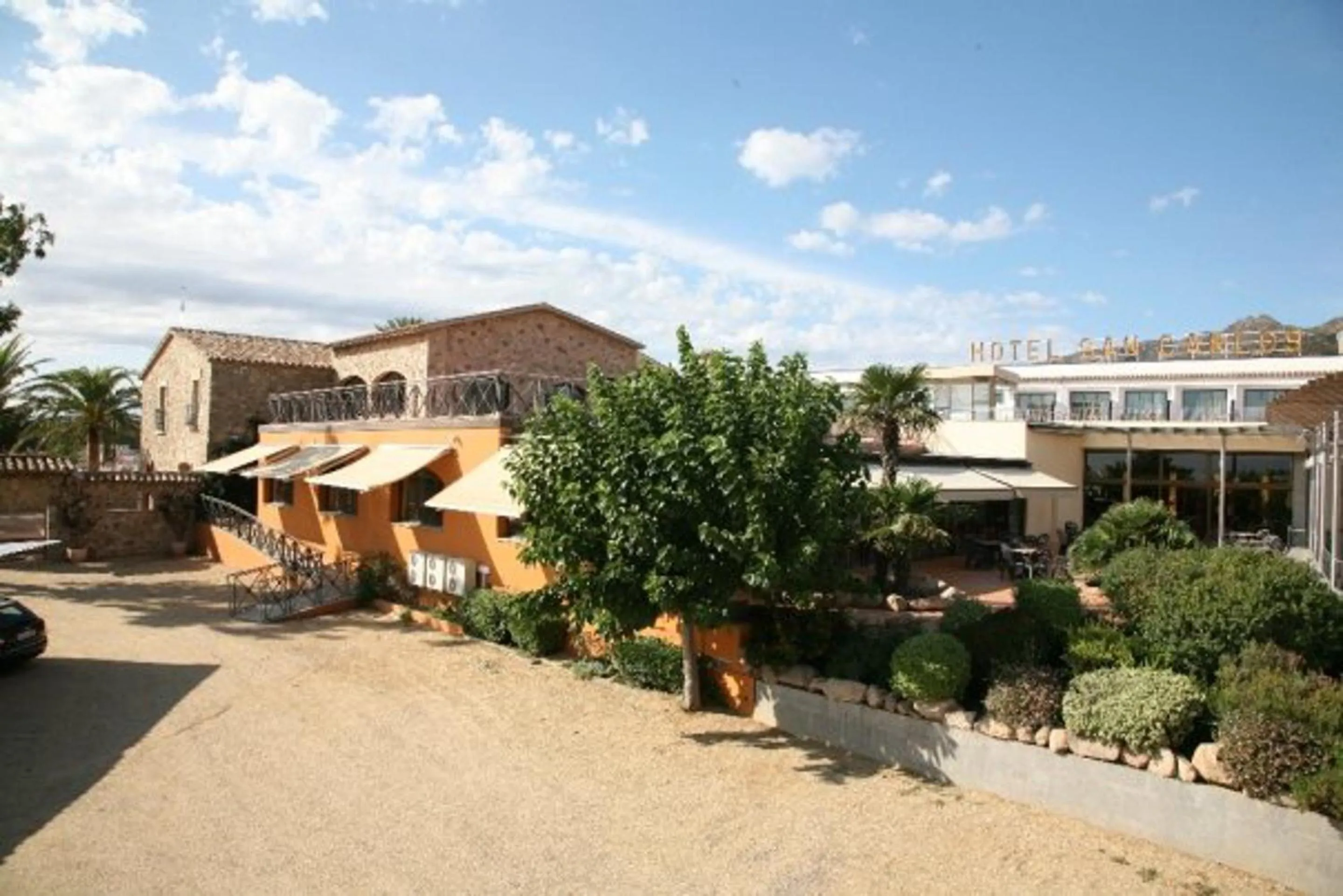 Day in Hotel San Carlos