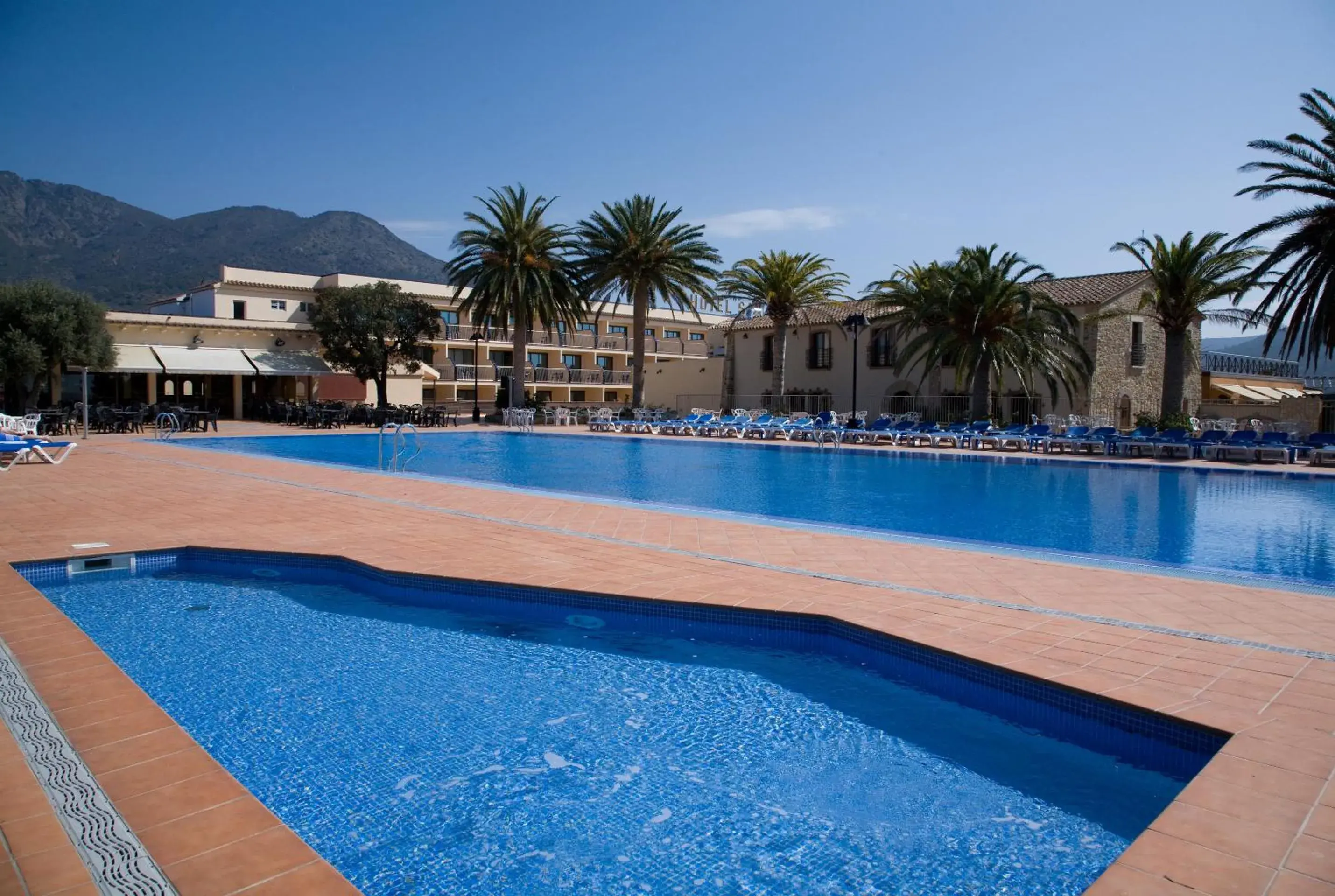 Pool view in Hotel San Carlos Pool view in Hotel San Carlos