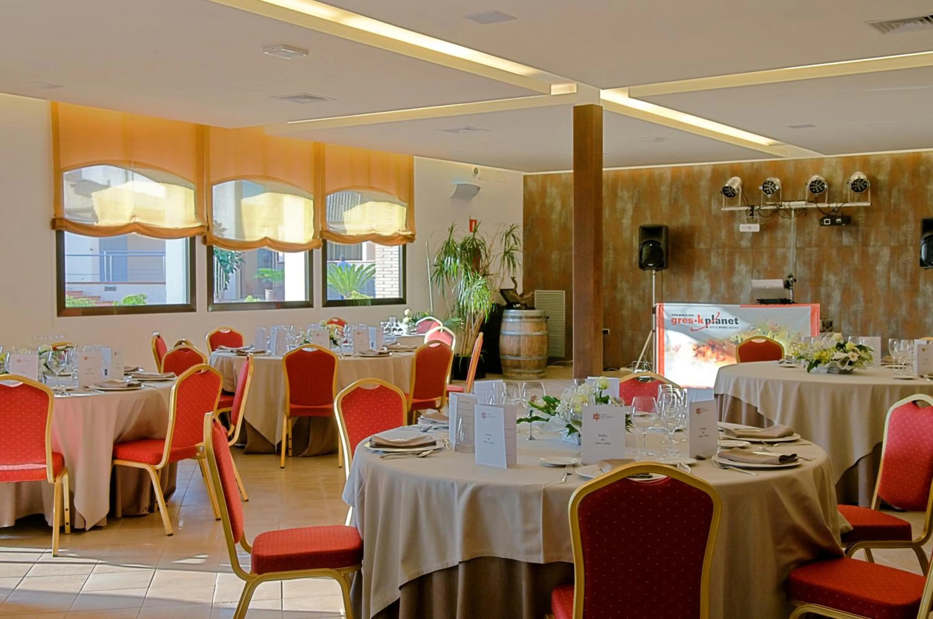 Banquet/Function facilities in Hotel San Carlos