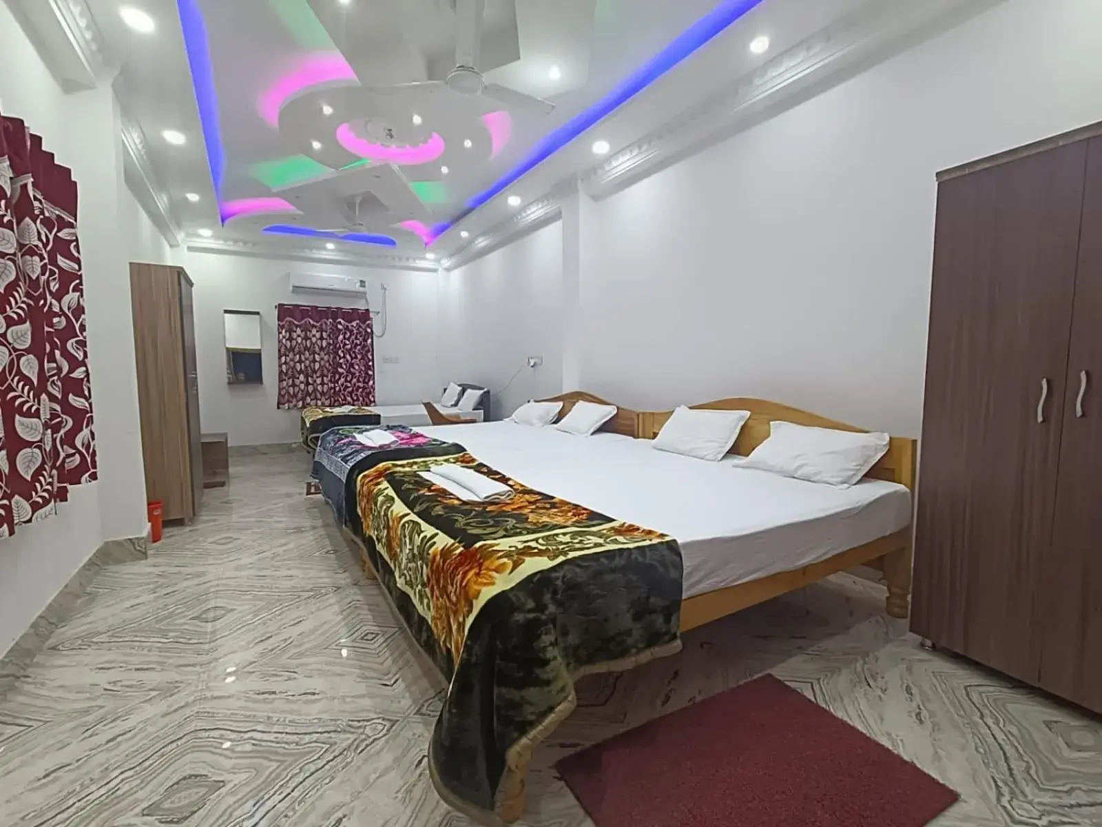 Deluxe Family Room in Sea Wave Beach Resort Deluxe Family Room in Sea Wave Beach Resort