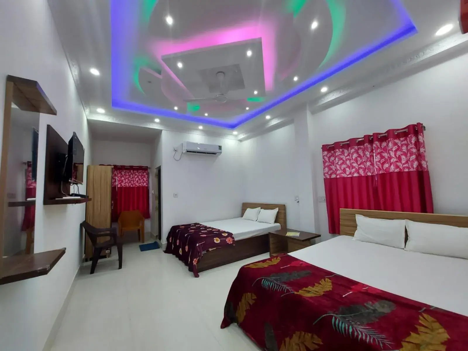 Standard Quadruple Room in Sea Wave Beach Resort Standard Quadruple Room in Sea Wave Beach Resort