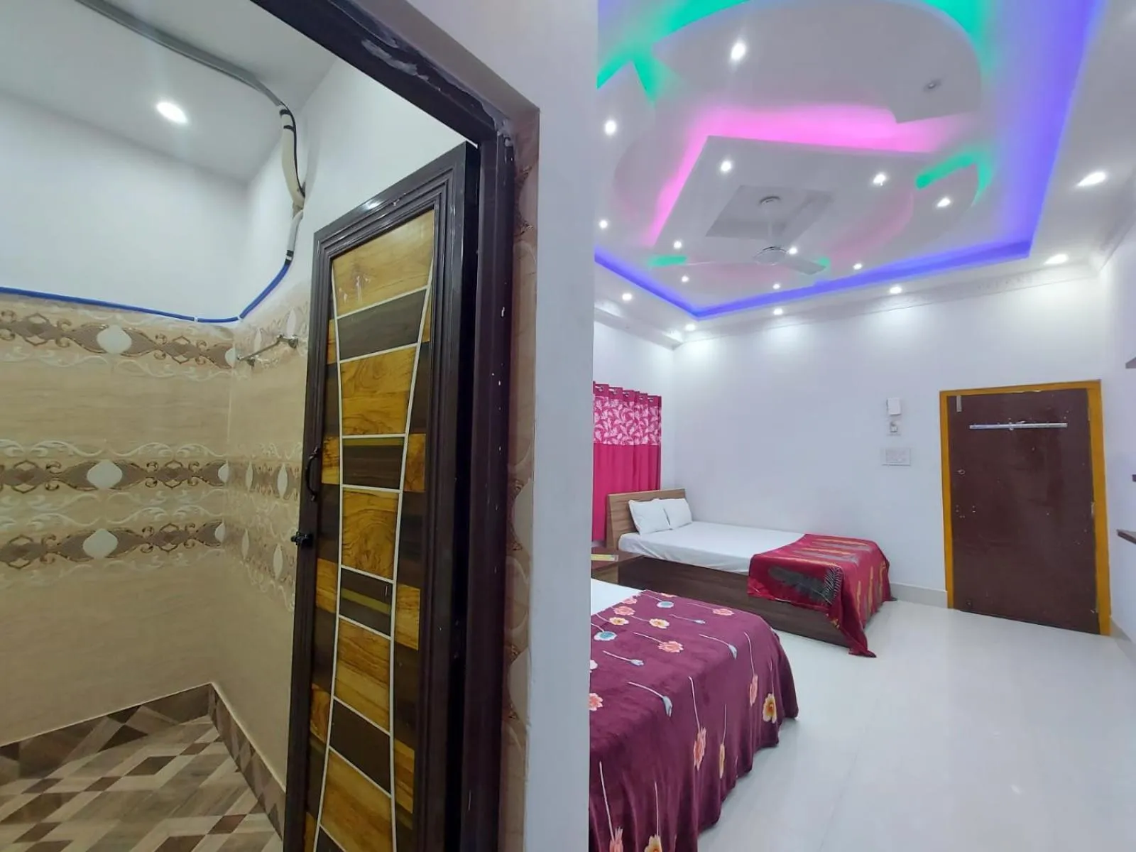 Bed in Sea Wave Beach Resort