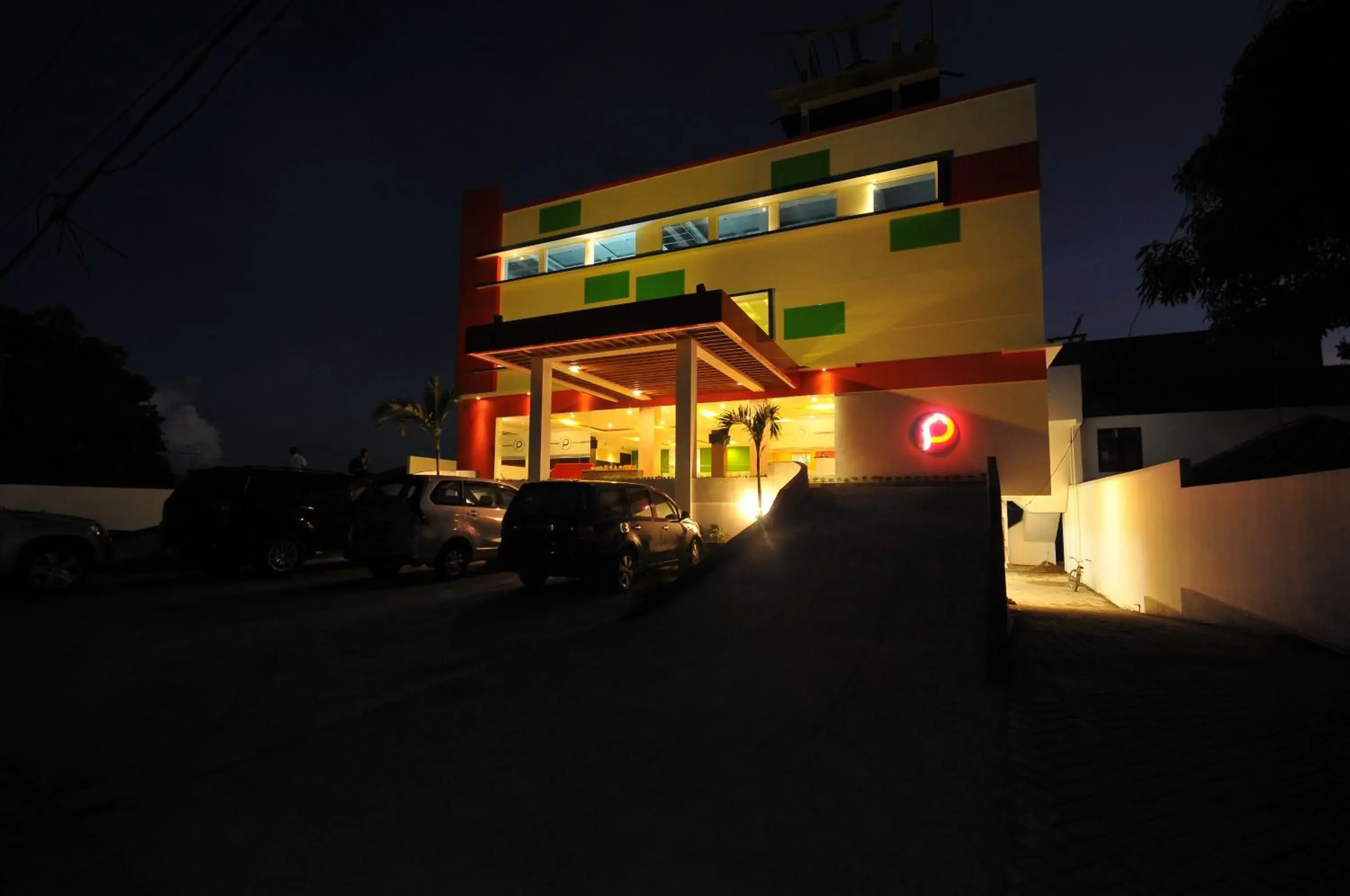 Property building in Pratama Hotel & Convention Mataram Property building in Pratama Hotel & Convention Mataram