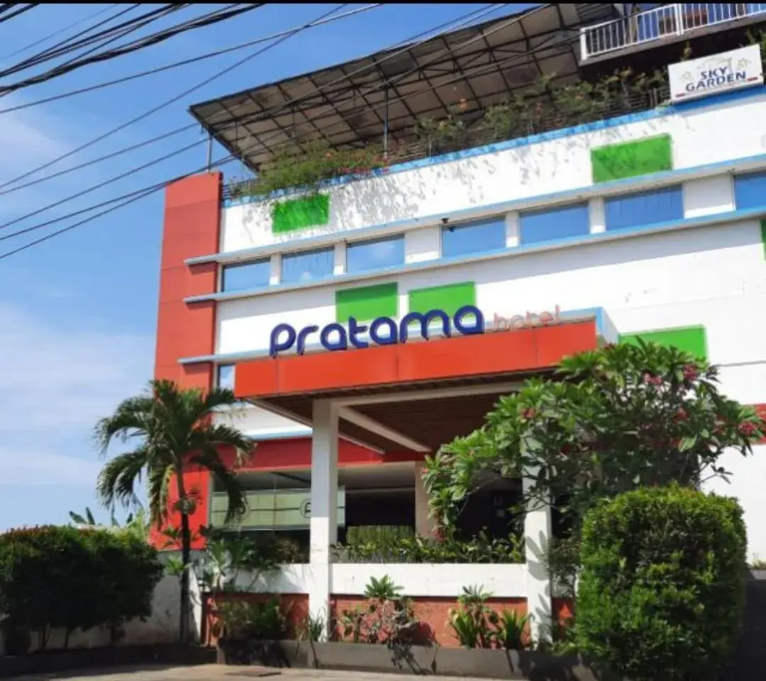 Property building in Pratama Hotel & Convention Mataram Property building in Pratama Hotel & Convention Mataram