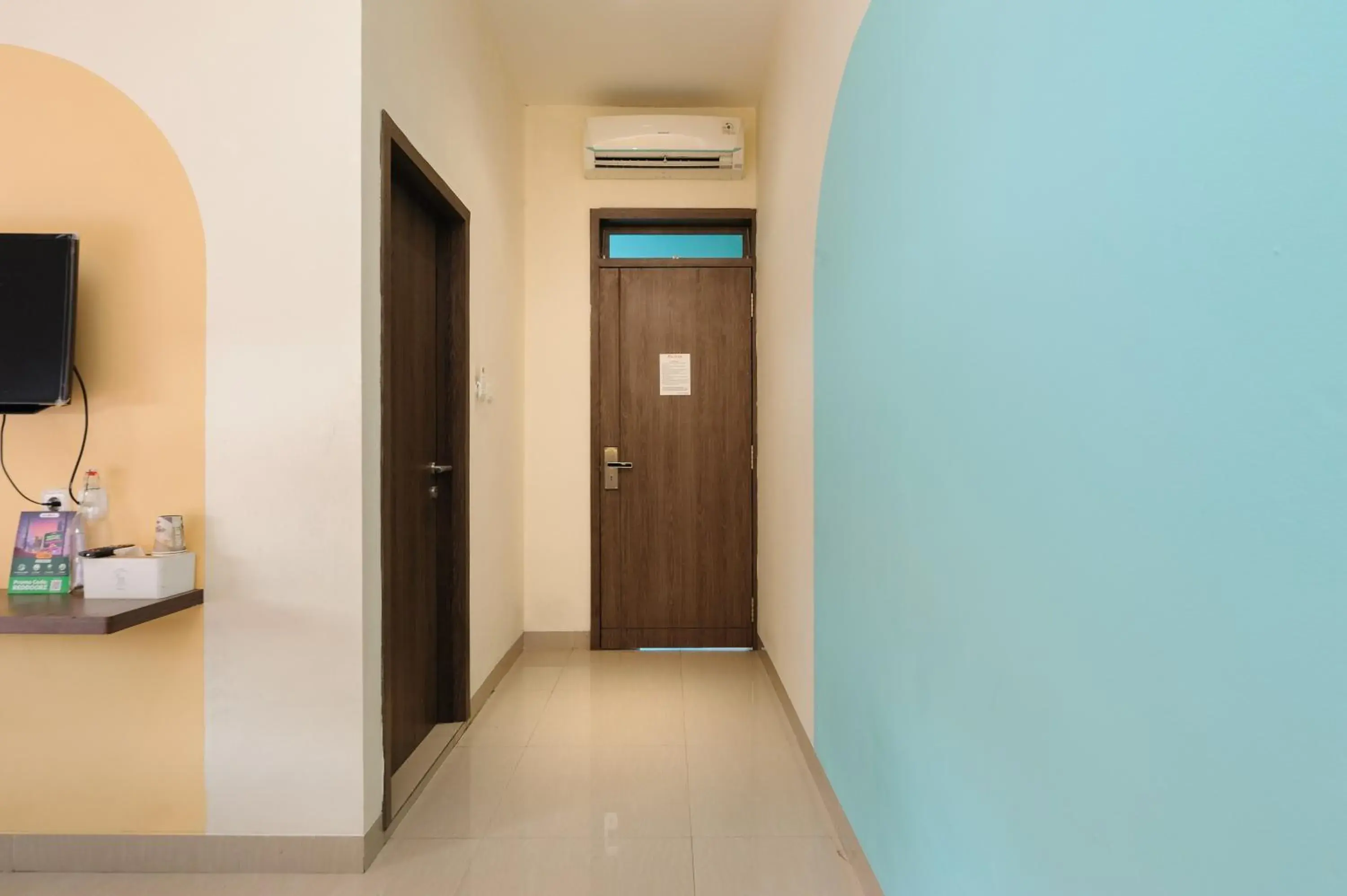 Sans Hotel Max Living Cengkareng Sans Hotel Max Living Cengkareng