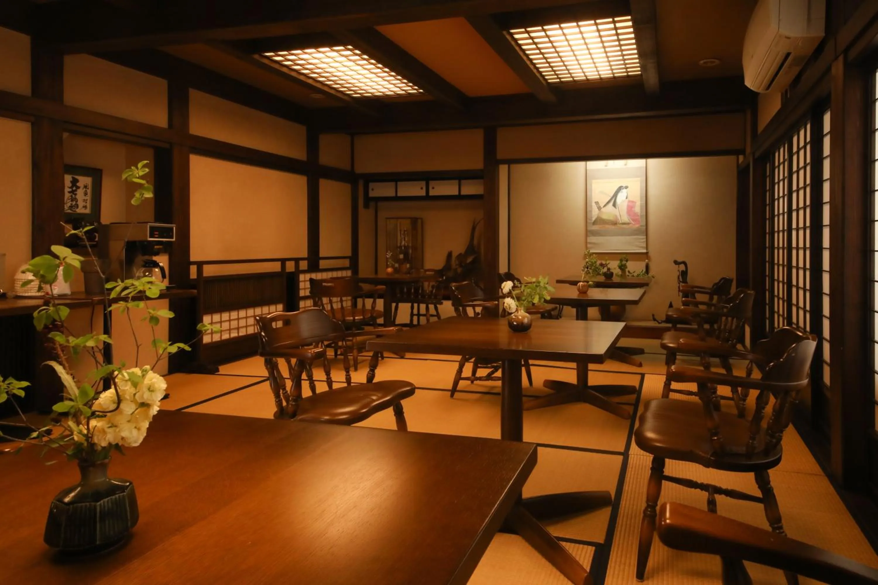 Restaurant/places to eat in Iroriyado Hidaya