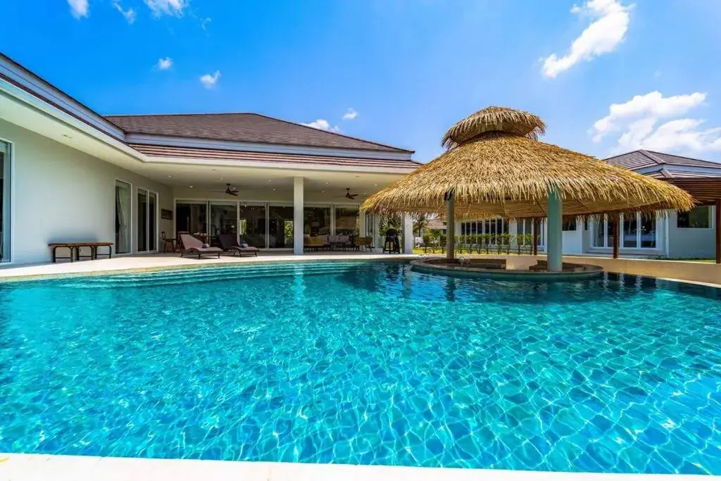 Luxury 7 Bedroom Pool Villa WL67 Luxury 7 Bedroom Pool Villa WL67