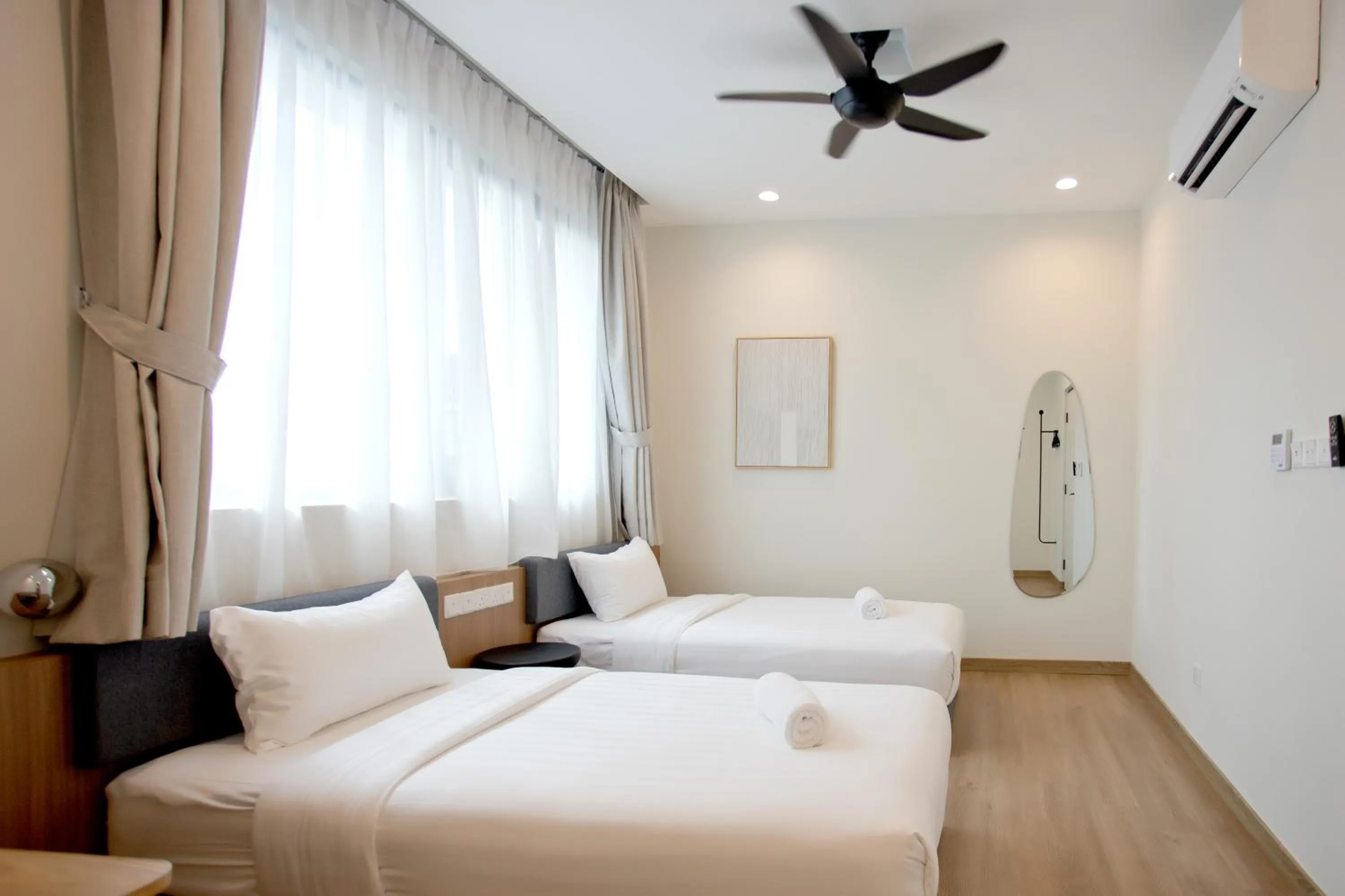 Bedroom, Bed in Codrington House - Boutique Apartments