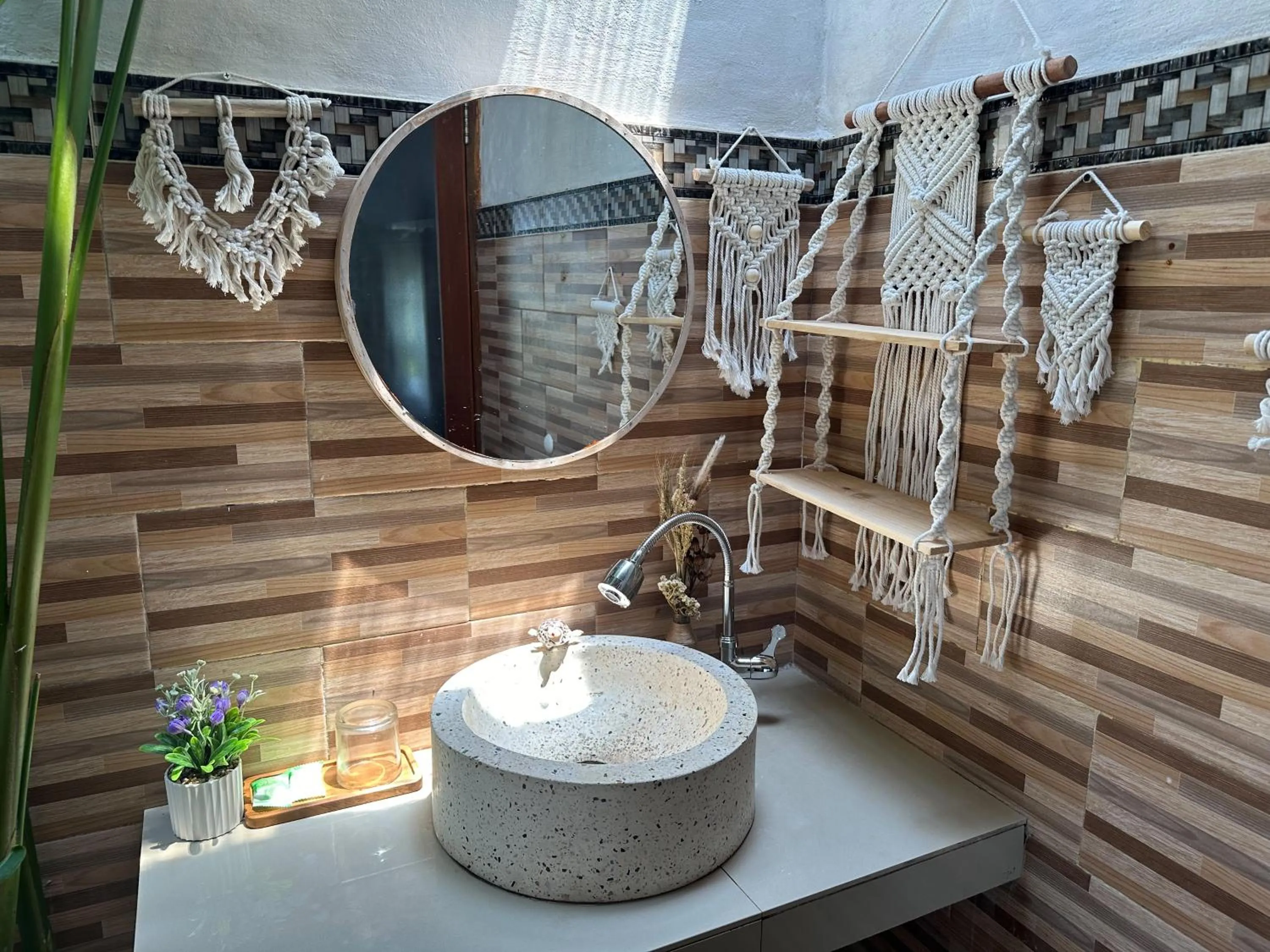 Sunset Hill Penida Resort