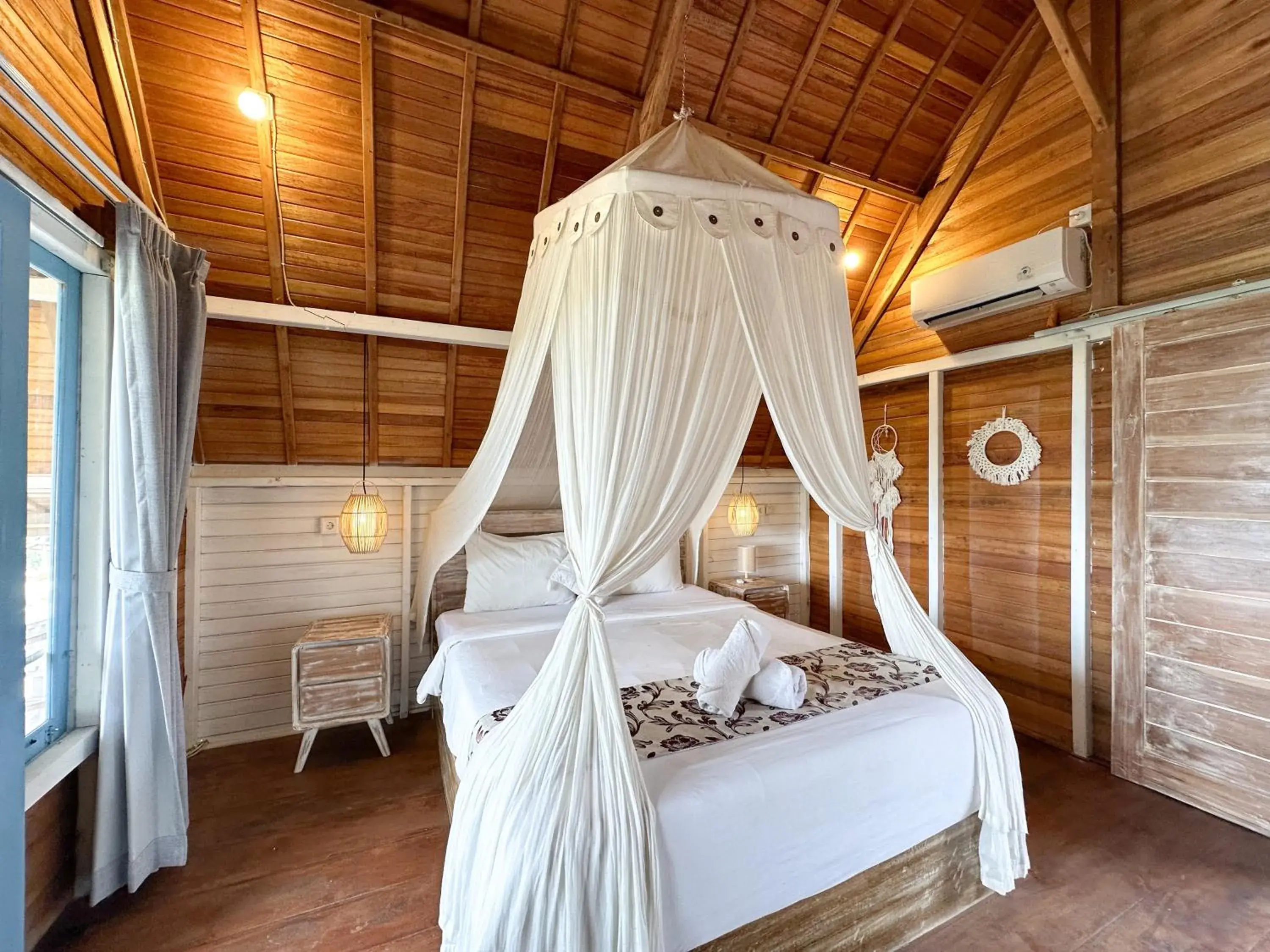 Bed in Sunset Hill Penida Resort Bed in Sunset Hill Penida Resort