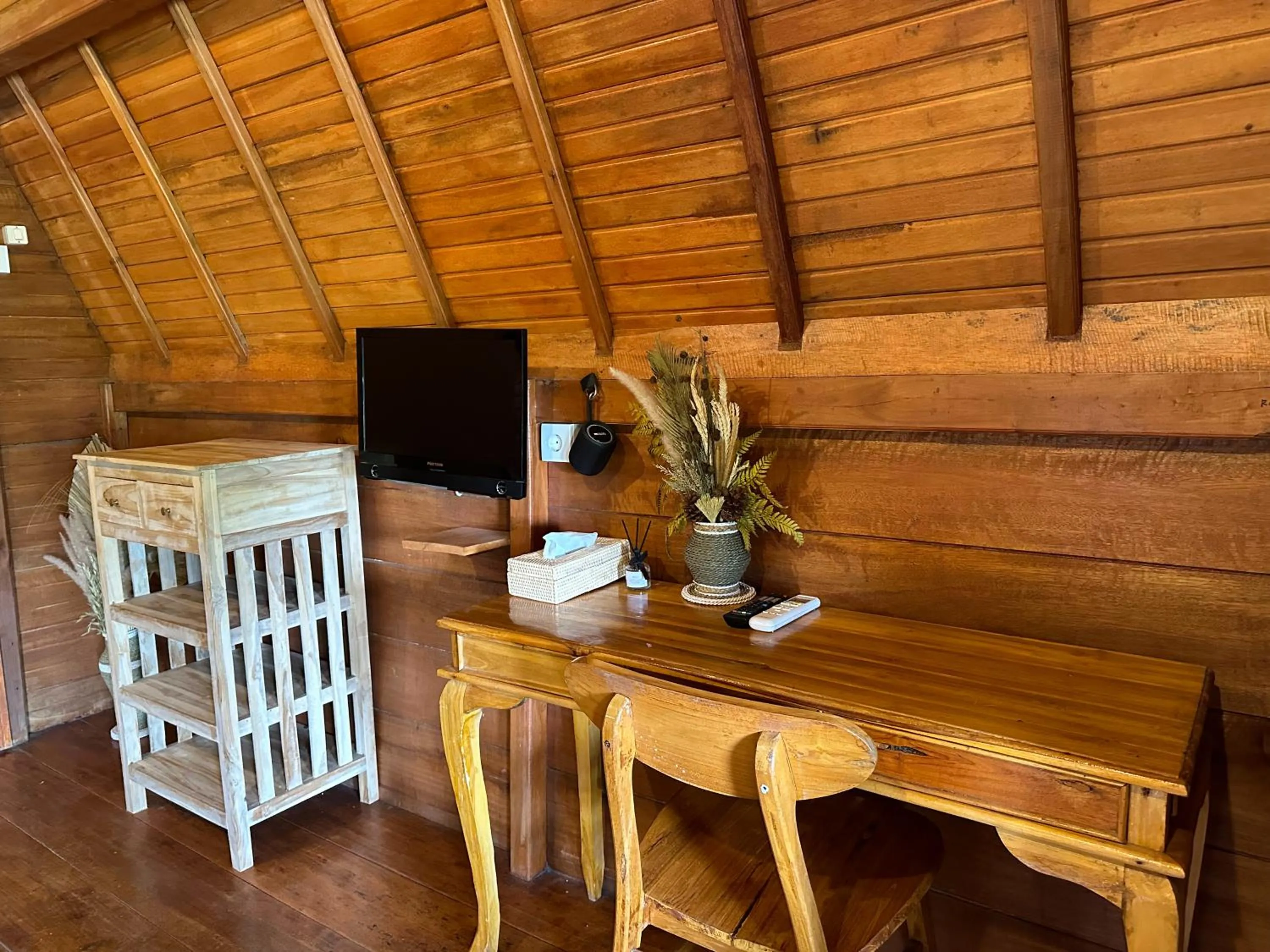 Sunset Hill Penida Resort