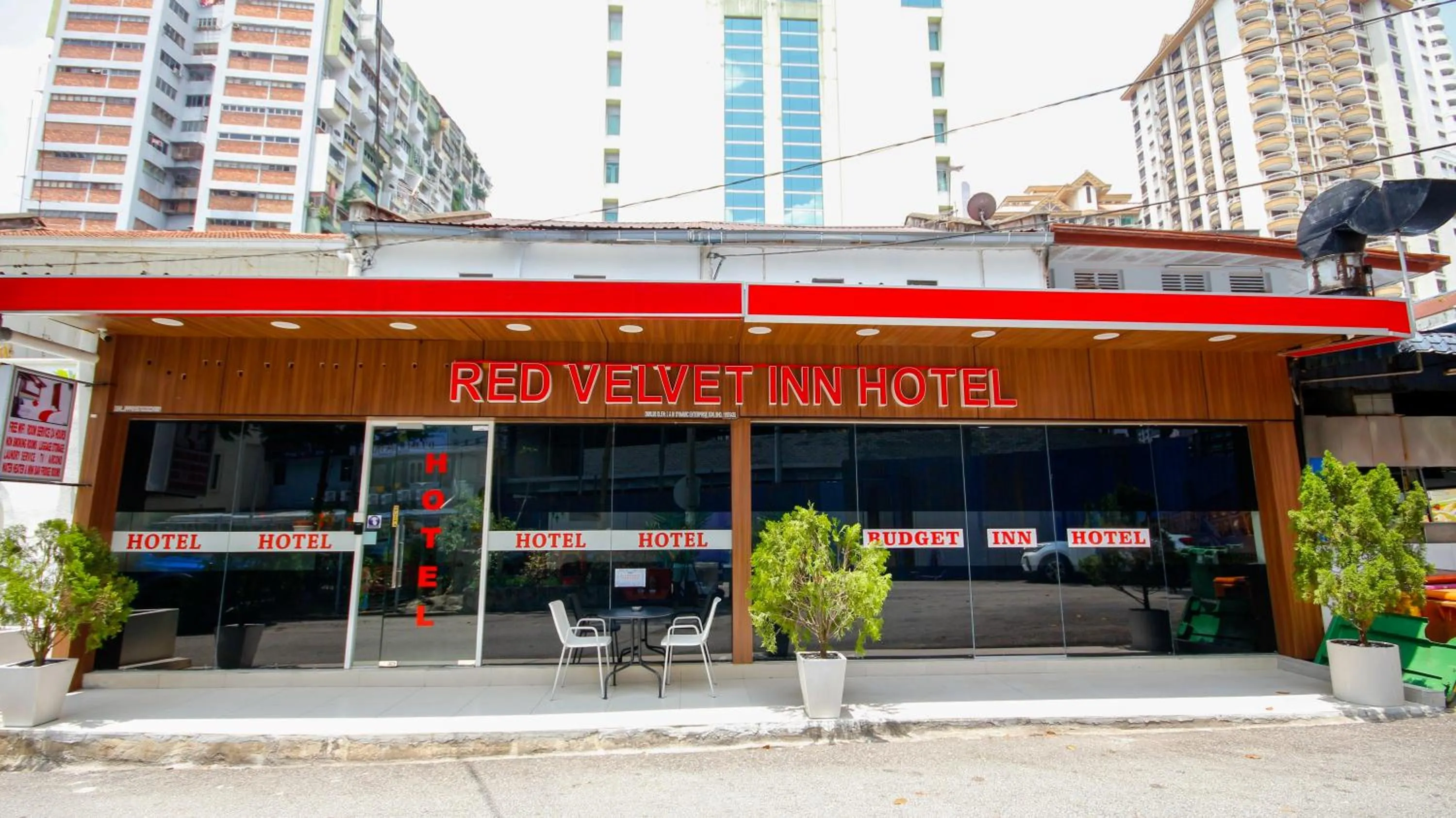 Property building in Red Velvet Inn Bukit Bintang