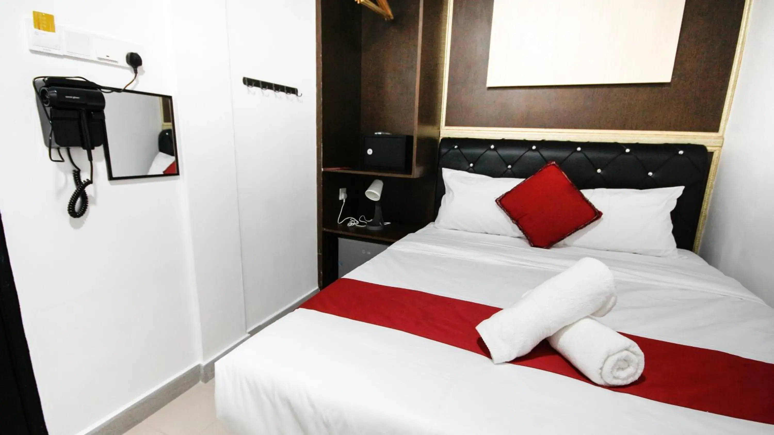 Queen Room in Red Velvet Inn Bukit Bintang Queen Room in Red Velvet Inn Bukit Bintang