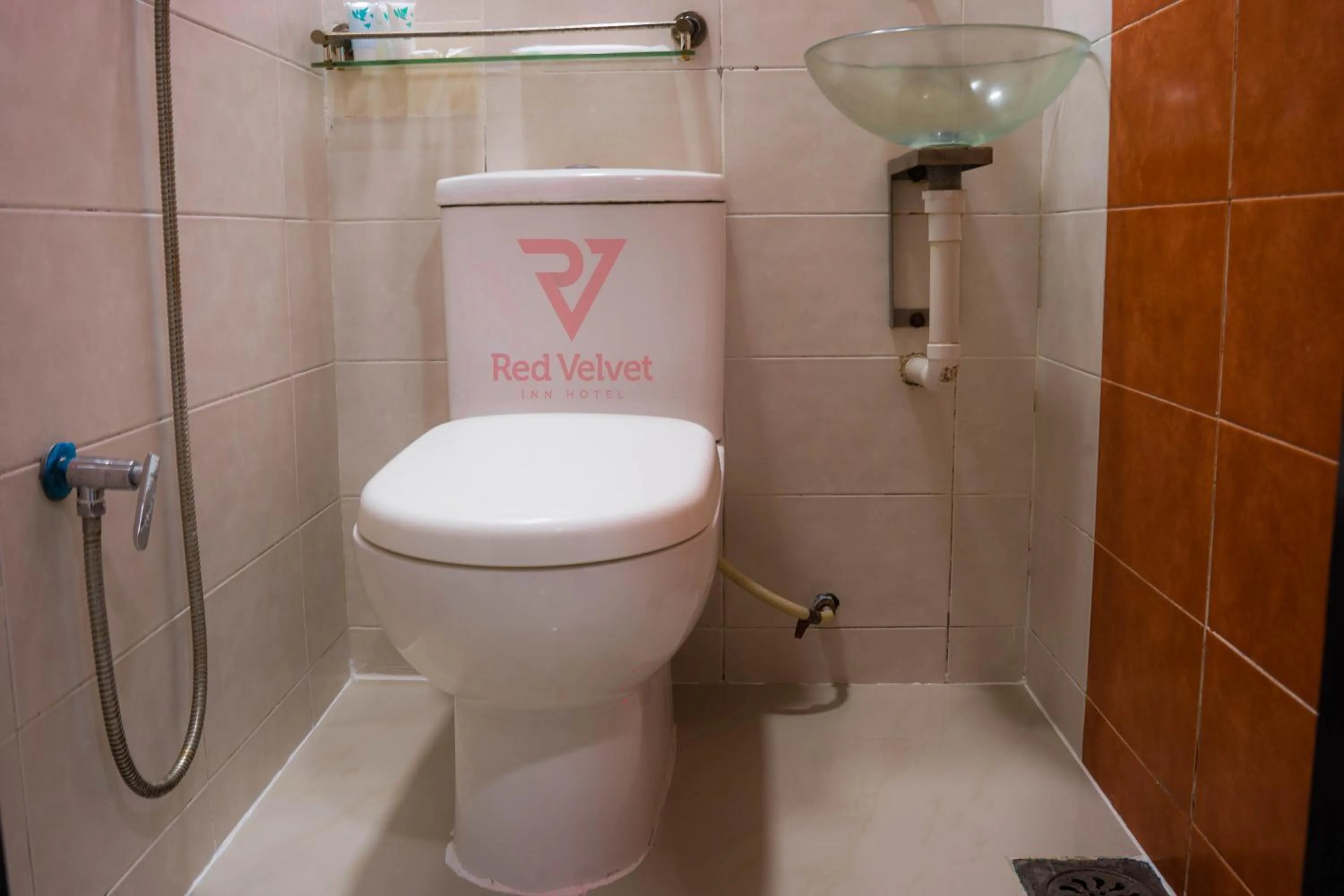 Bathroom in Red Velvet Inn Bukit Bintang