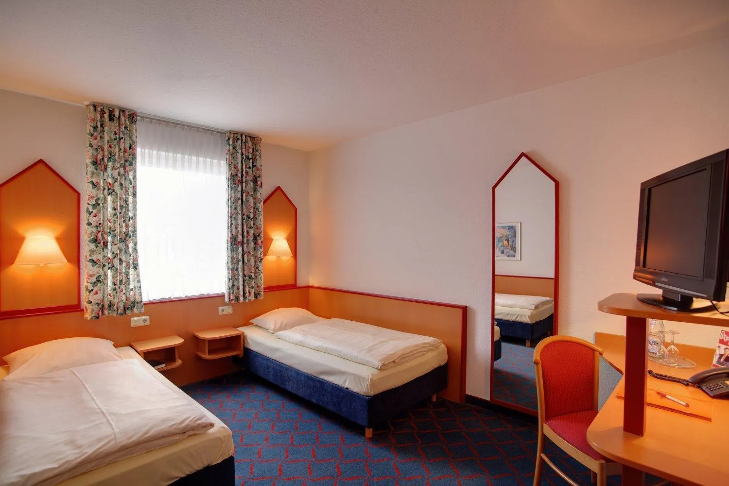 Bed in Hotel Montana Lauenau