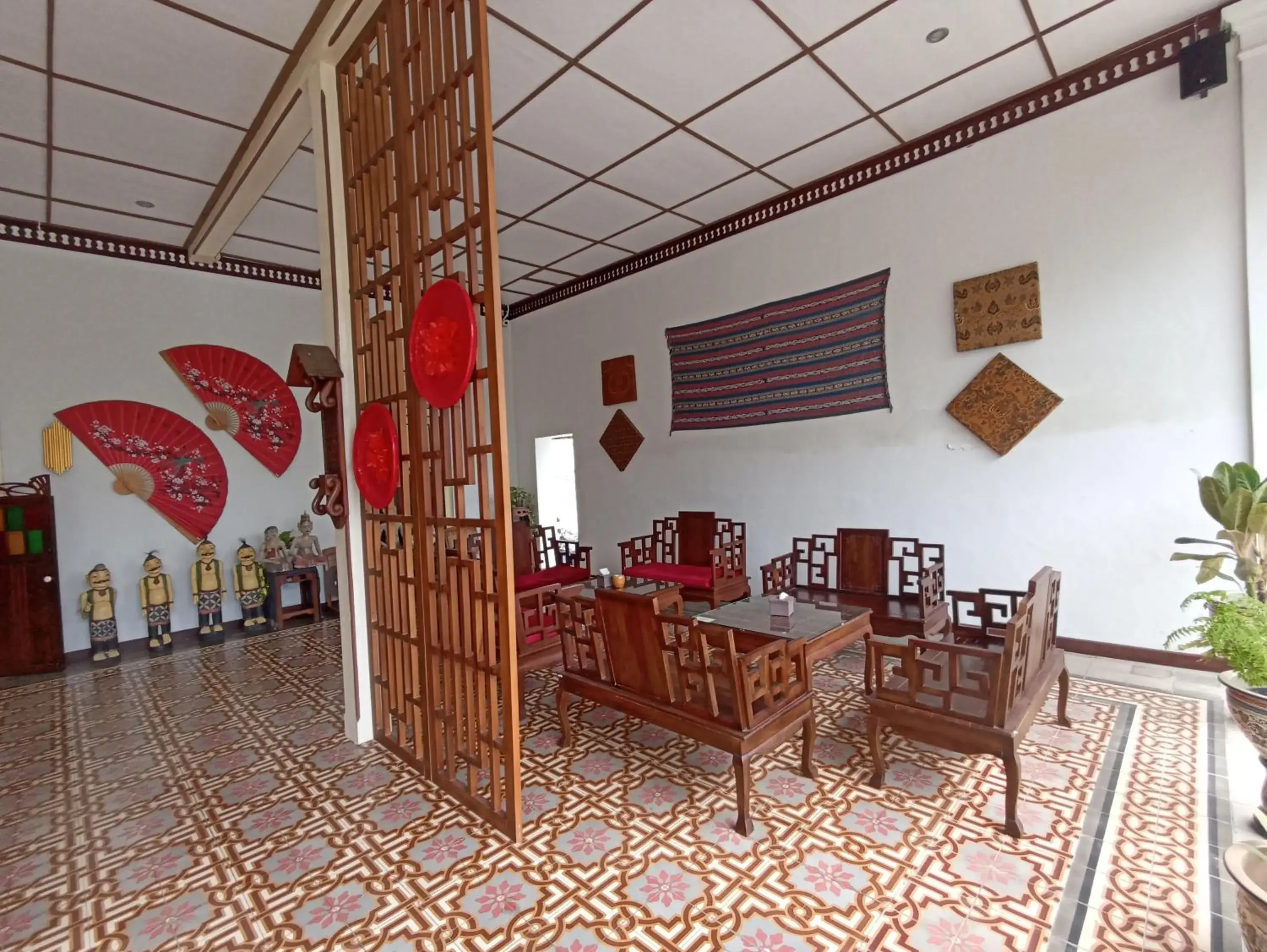Mruyung Guest House Kota Lama Banyumas Mitra RedDoorz Mruyung Guest House Kota Lama Banyumas Mitra RedDoorz