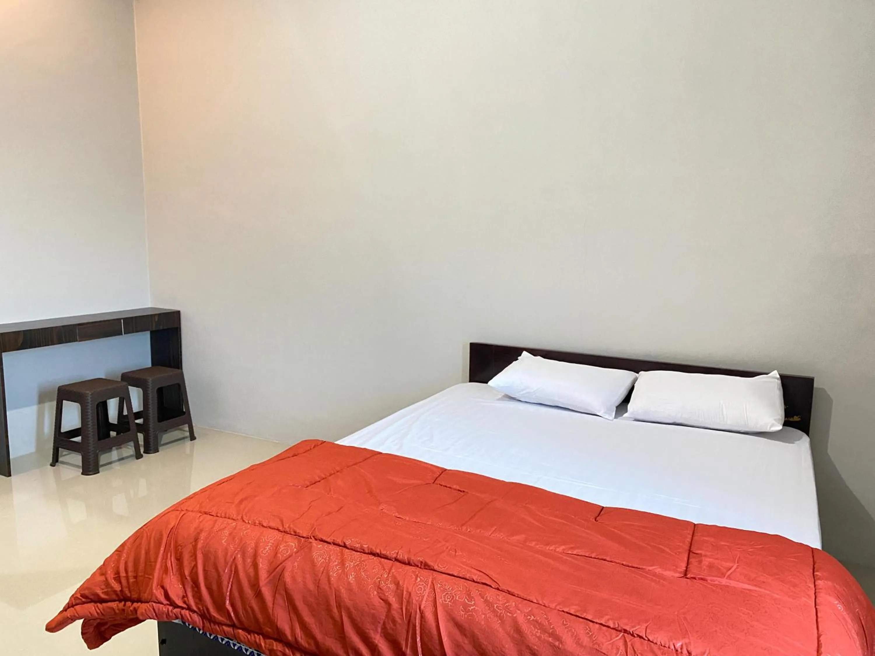 Bedroom, Bed in Kanaan Guesthouse RedPartner