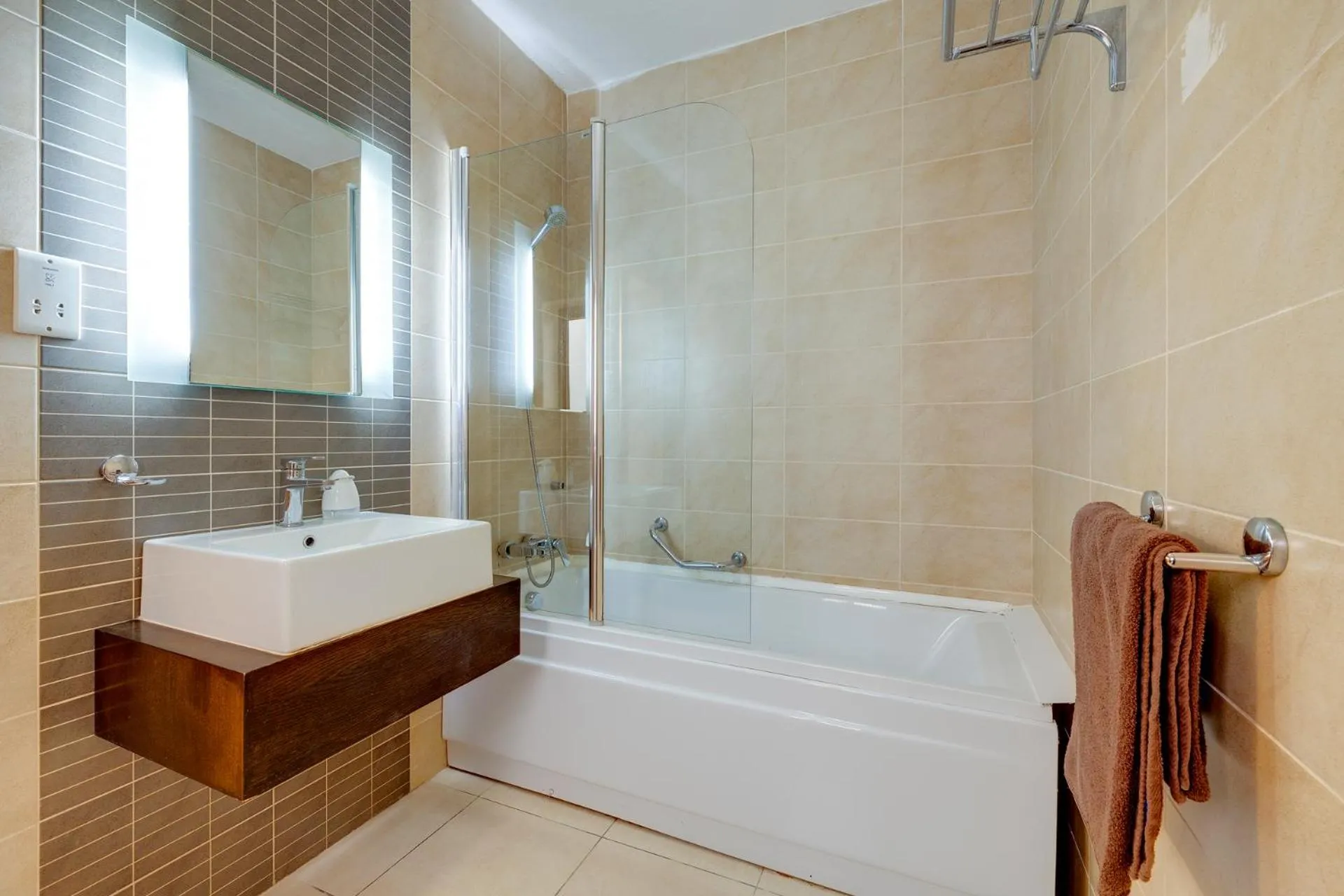 Bathroom in Sliema Tigne Suites