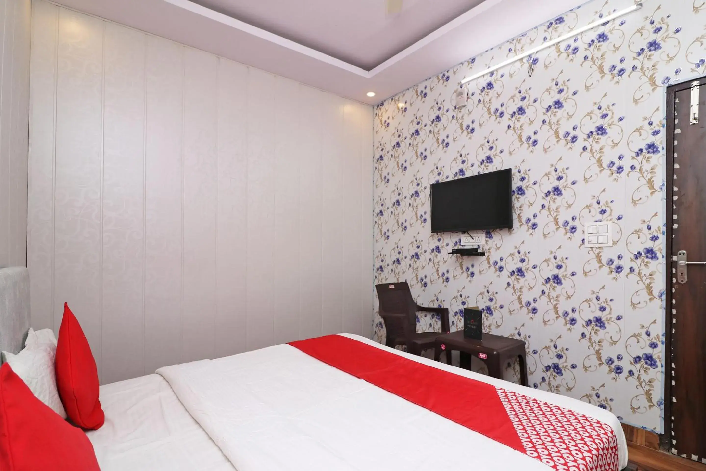 Facade/entrance, Bed in OYO 81074 Hotel Adb Facade/entrance, Bed in OYO 81074 Hotel Adb