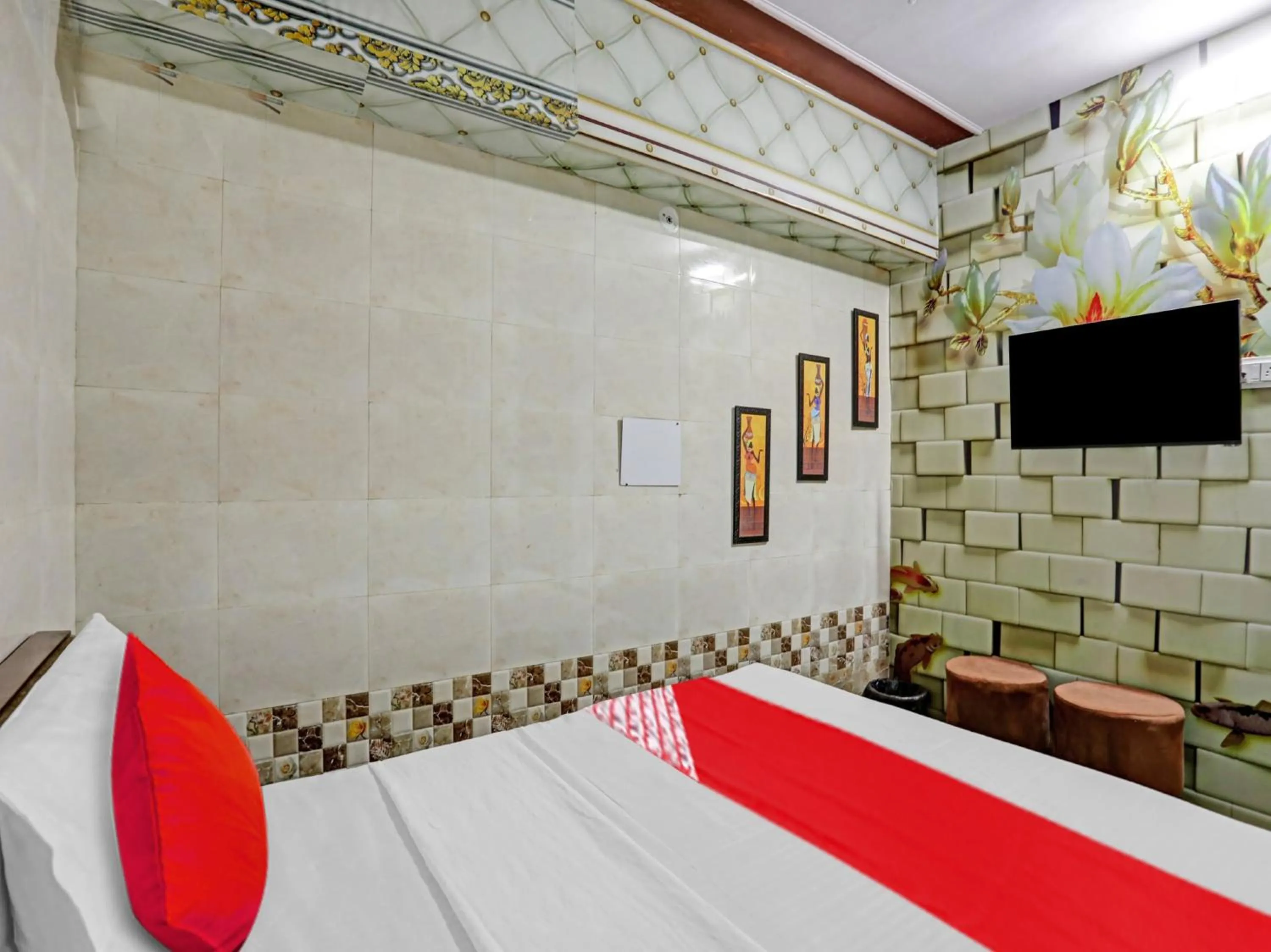 Bedroom, Bed in Hotel O by OYO Golden Residency