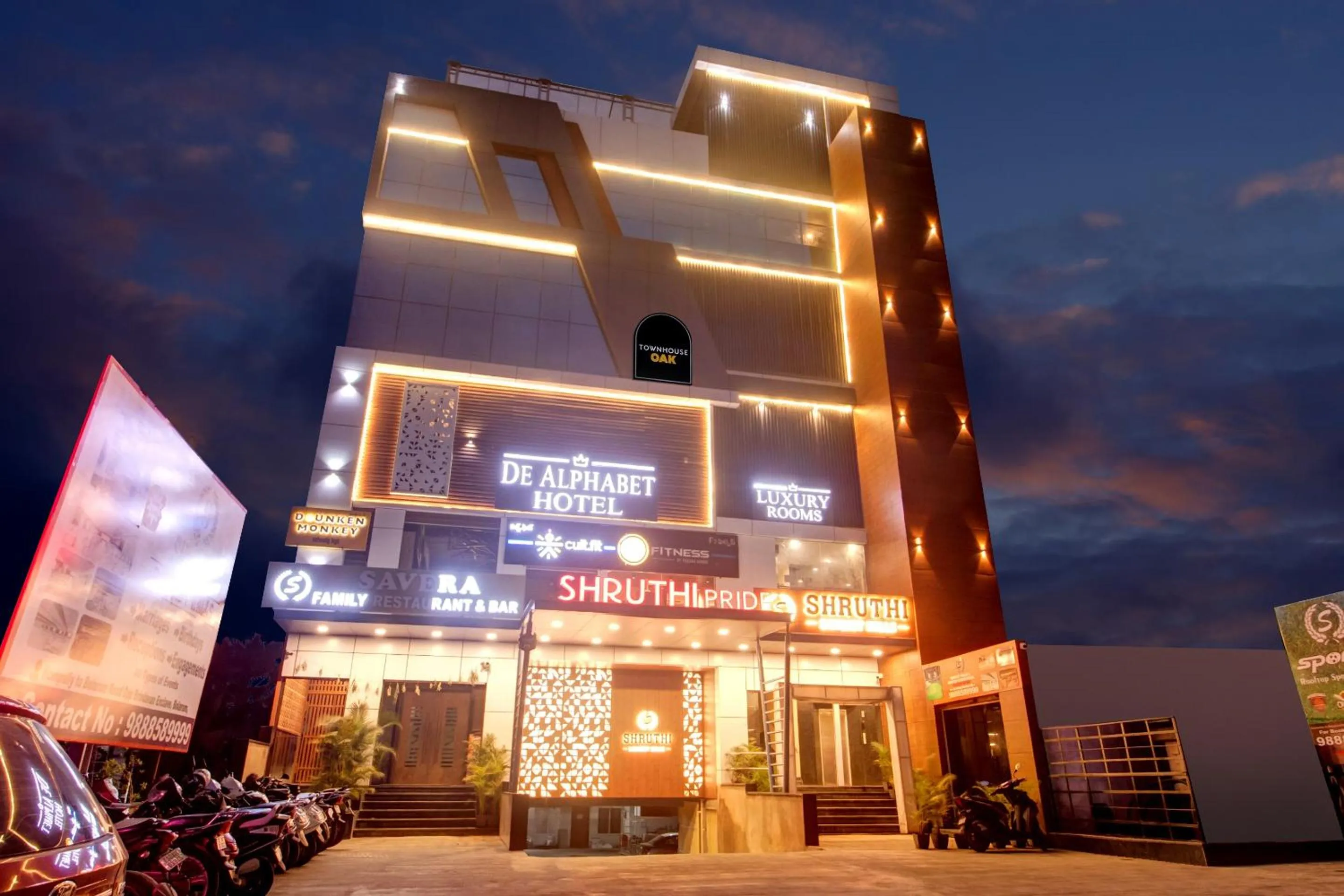 Facade/entrance in Townhouse OAK De Alphabet Hotel Bolarum
