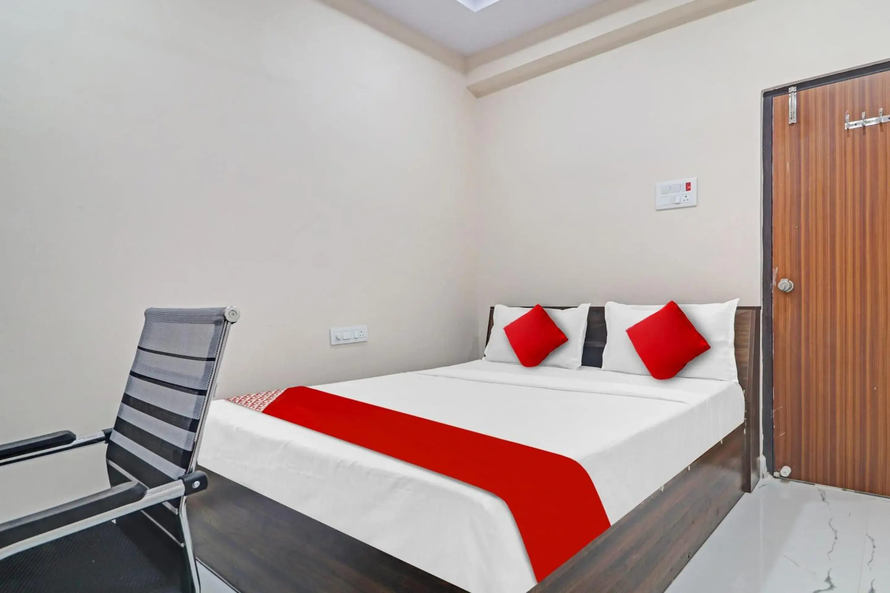 Bedroom, Bed in Hotel O SV Grand Bedroom, Bed in Hotel O SV Grand