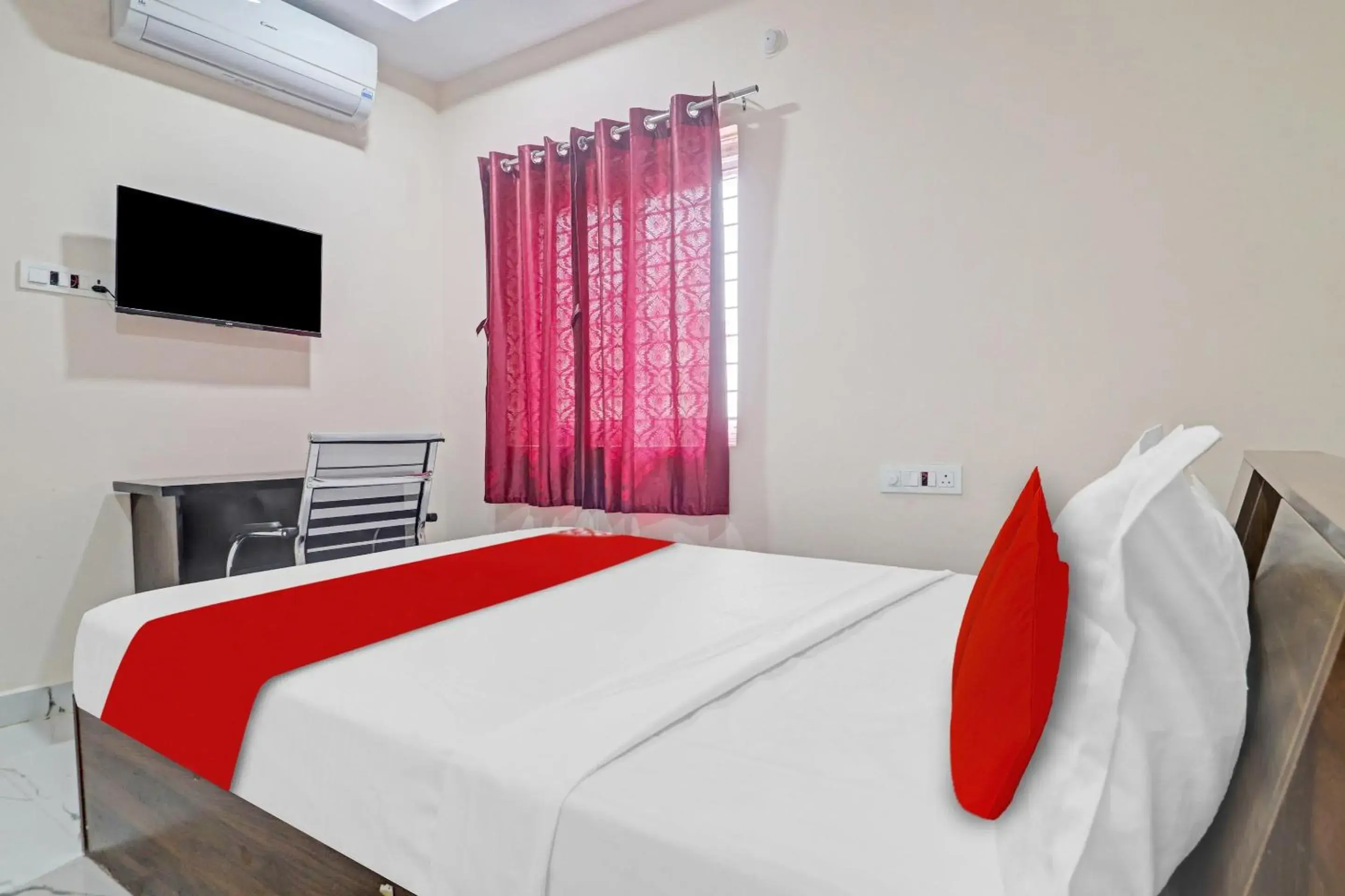 Bedroom, Bed in Hotel O SV Grand Bedroom, Bed in Hotel O SV Grand